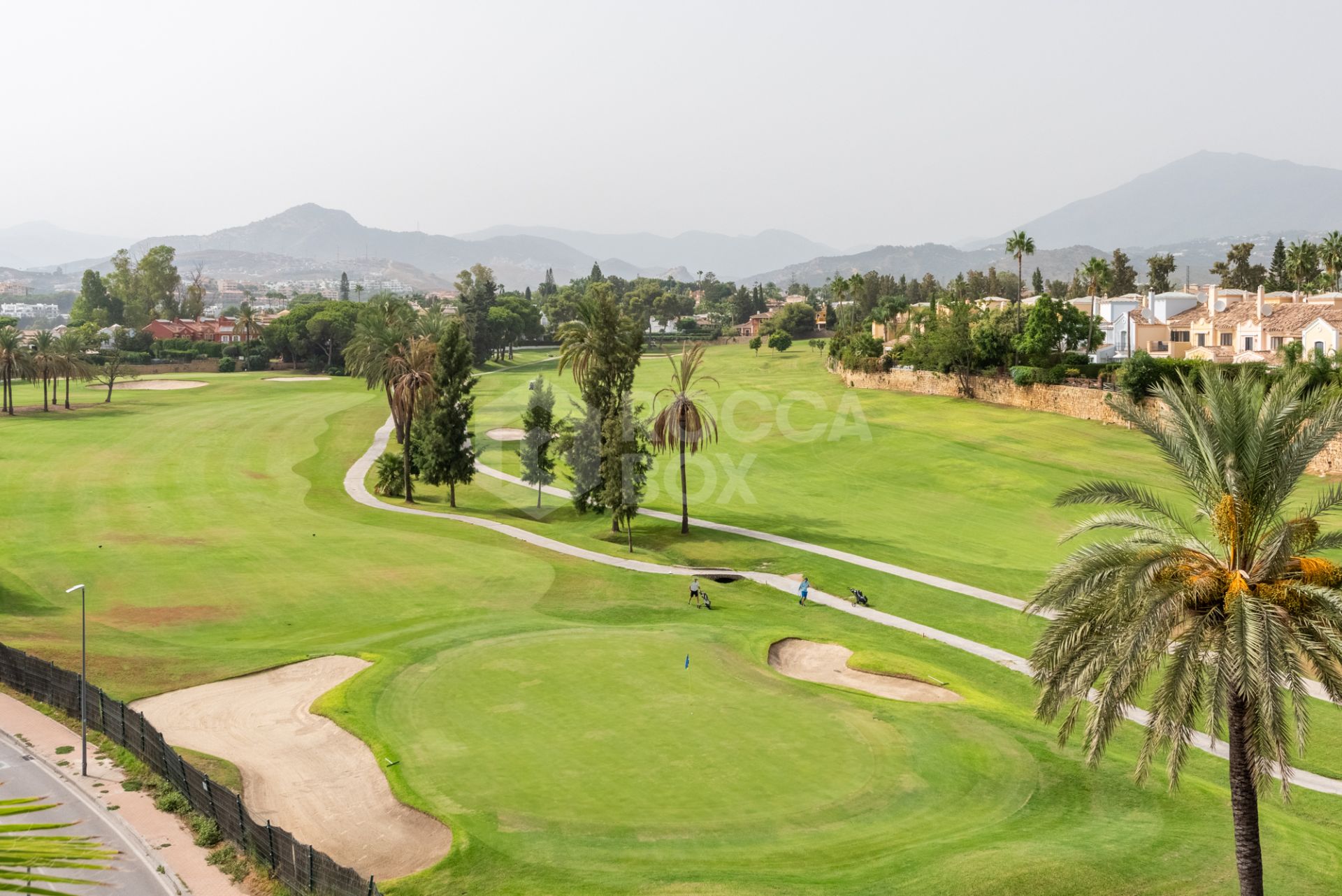Frontline Golf Duplex Penthouse with Mountain Views in Guadalmina Alta