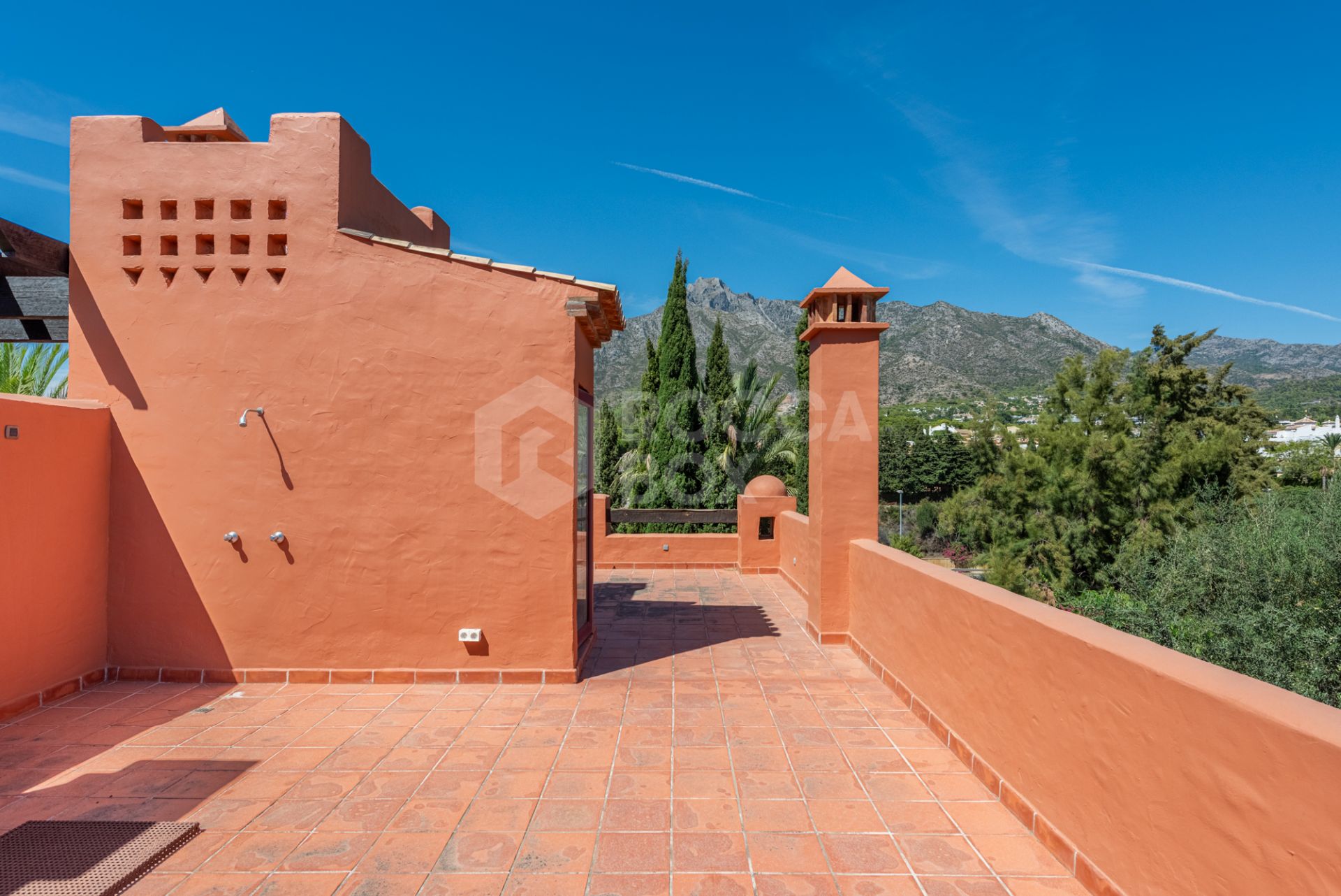 4-BEROOM TOWNHOUSE FOR RENT ON MARBELLA'S GOLDEN MILE