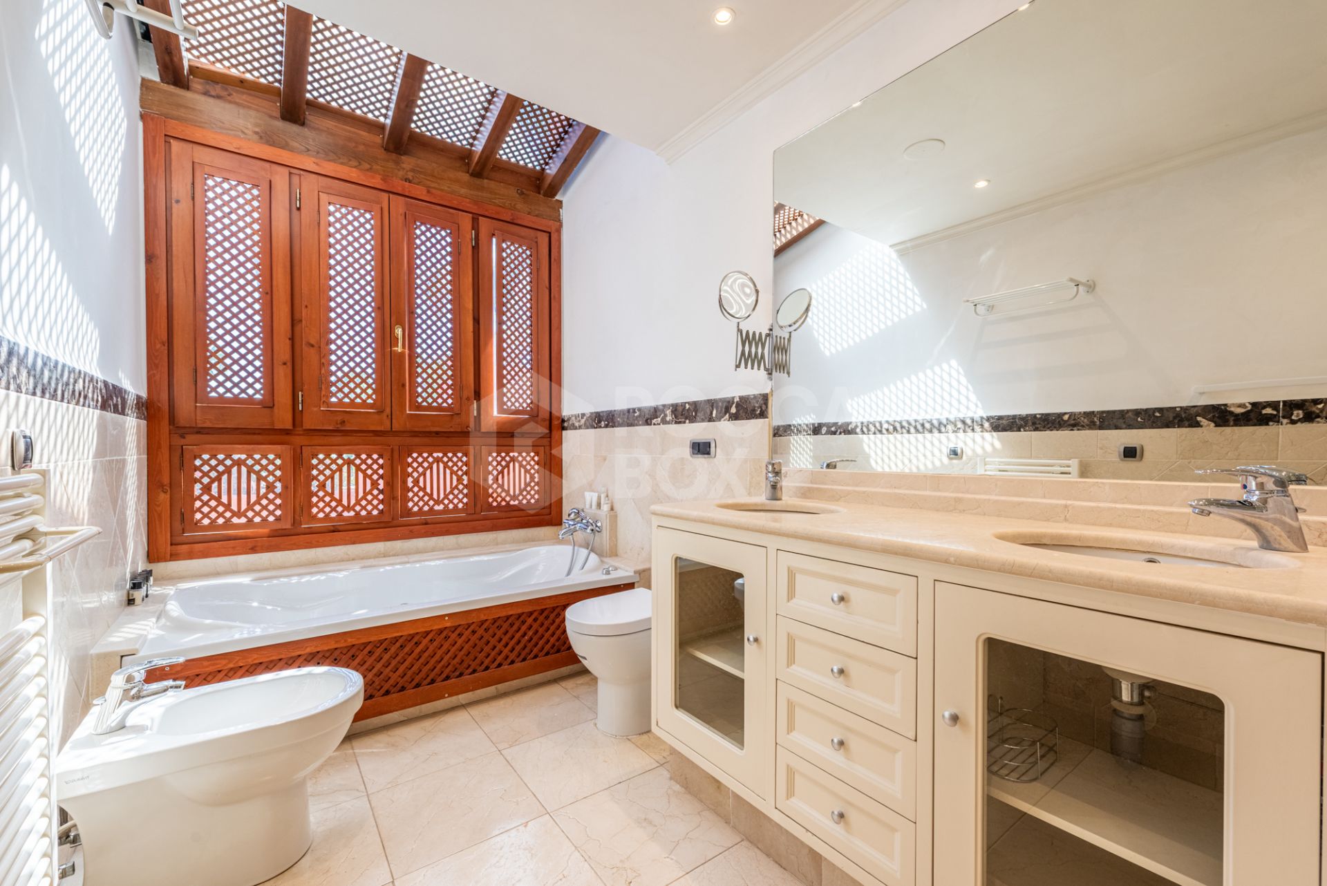 4-BEROOM TOWNHOUSE FOR RENT ON MARBELLA'S GOLDEN MILE