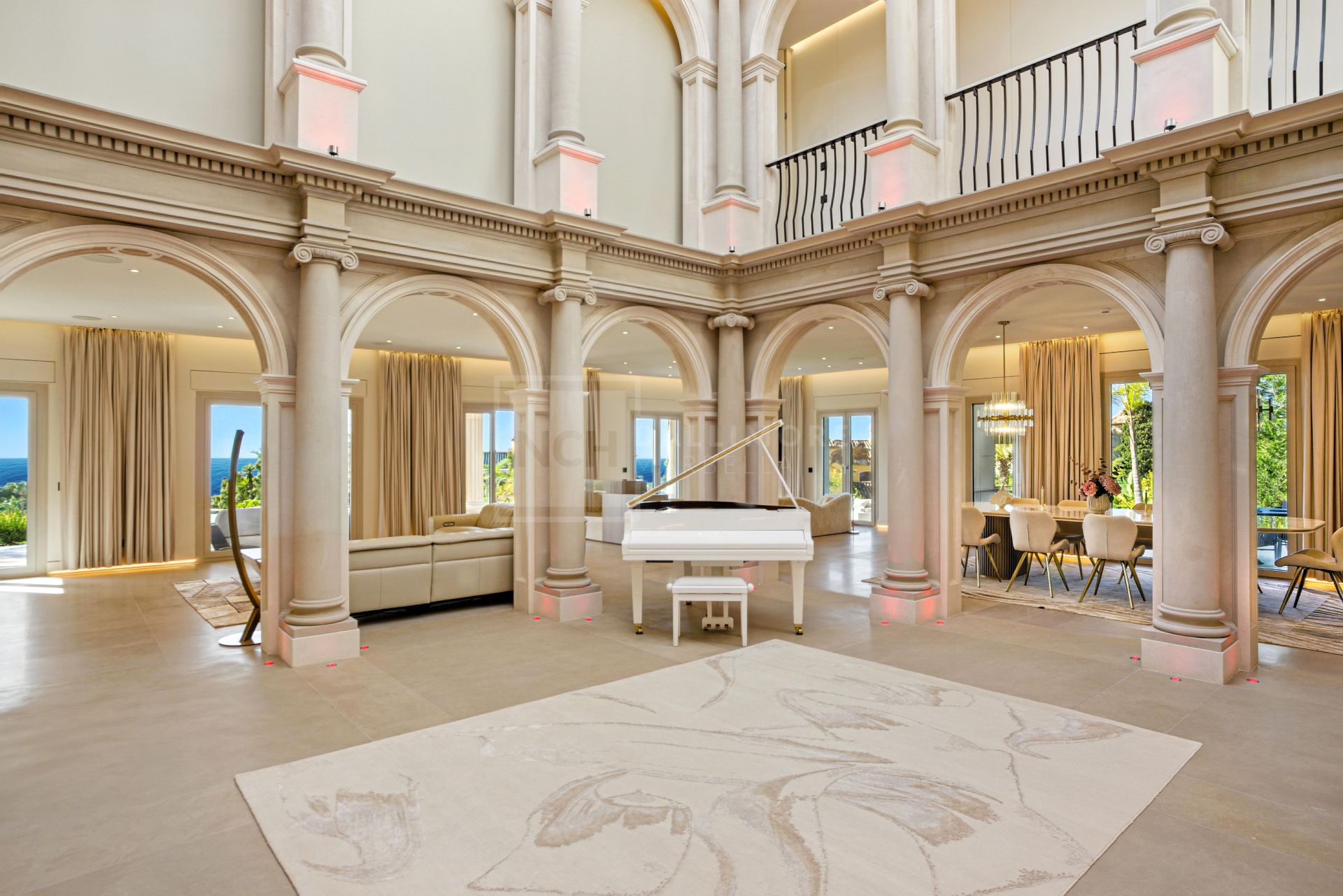 UNIQUE SOUTH-FACING VILLA LOCATED IN SIERRA BLANCA