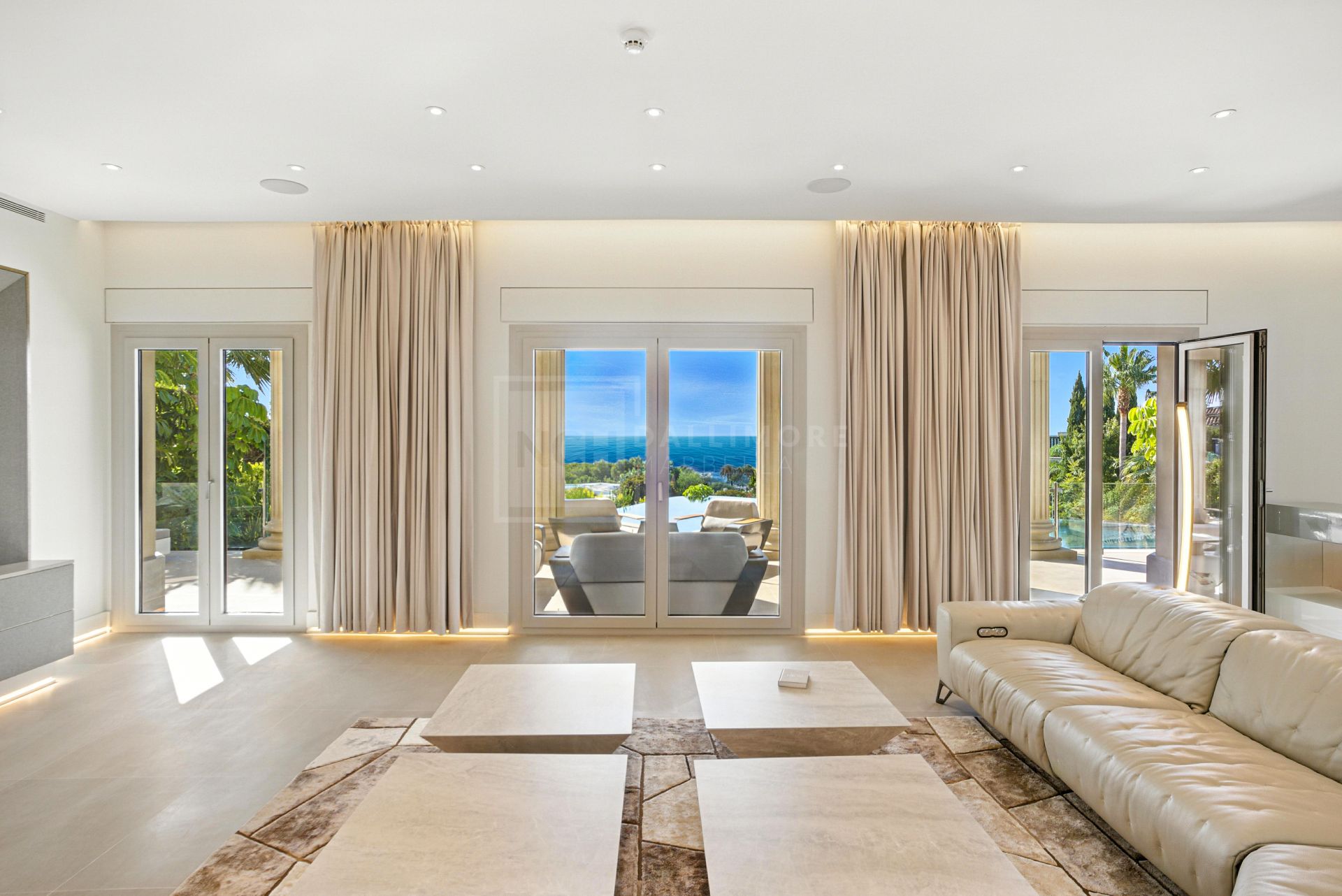 UNIQUE SOUTH-FACING VILLA LOCATED IN SIERRA BLANCA