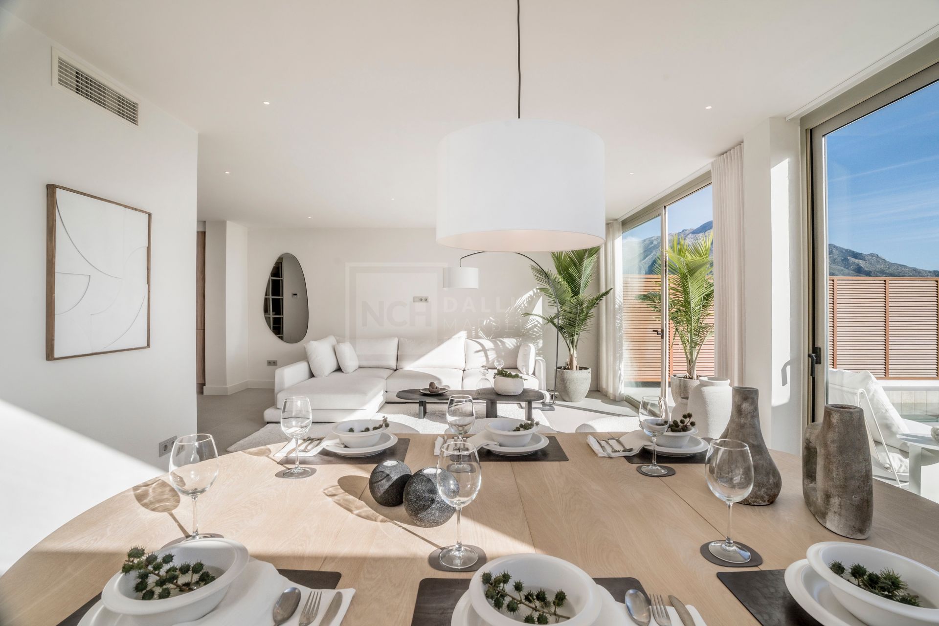 RENOVATED 3-BEDROOM APARTMENT WITH PRIVATE POOL