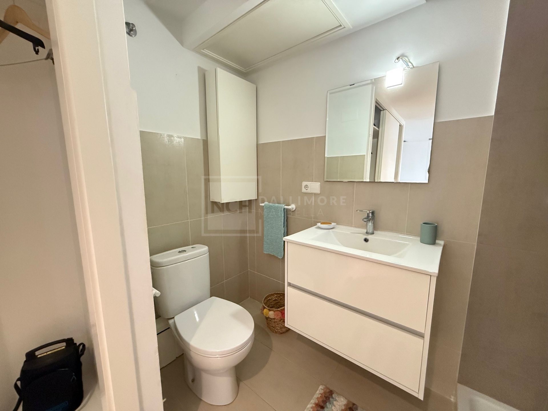 SEA VIEW APARTMENT IN PUERTO BANUS