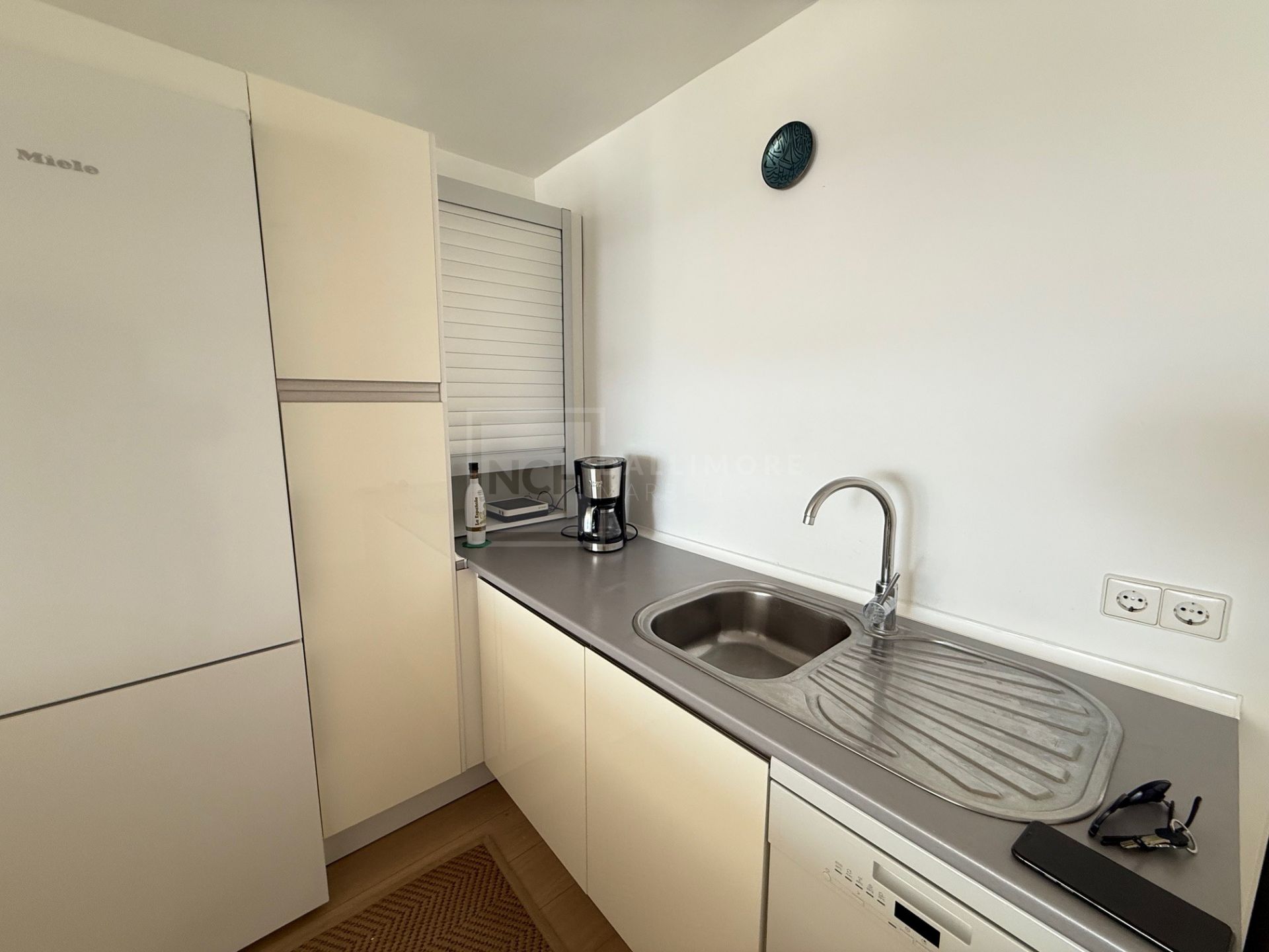 SEA VIEW APARTMENT IN PUERTO BANUS