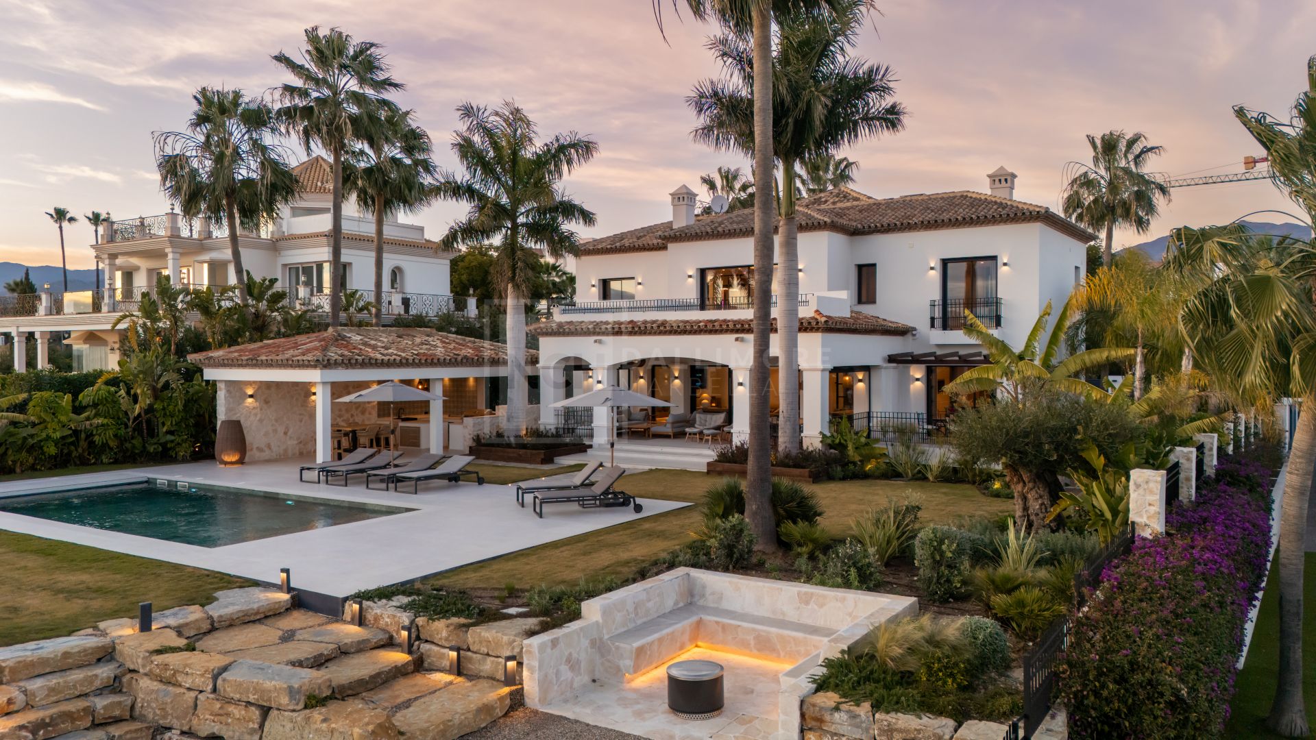 Exquisite Modern Andalusian Masterpiece with Panoramic Sea Views – Los Flamingos, Benahavís