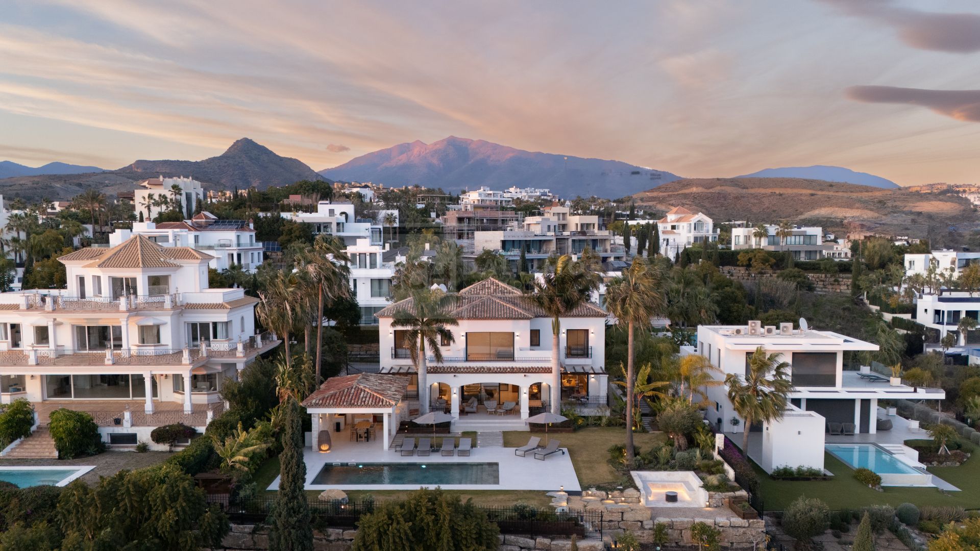 Exquisite Modern Andalusian Masterpiece with Panoramic Sea Views – Los Flamingos, Benahavís