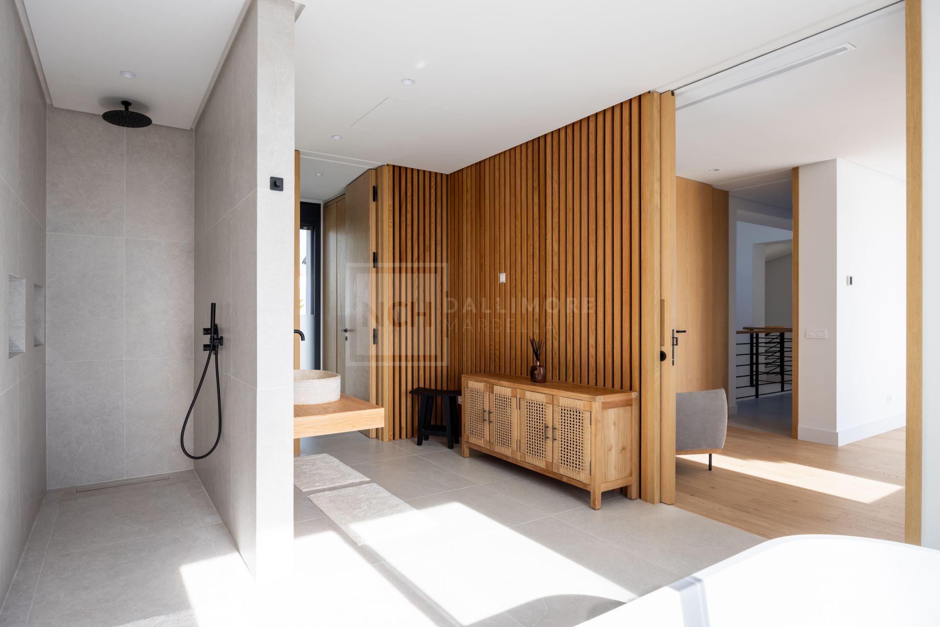 Exquisite Modern Andalusian Masterpiece with Panoramic Sea Views – Los Flamingos, Benahavís