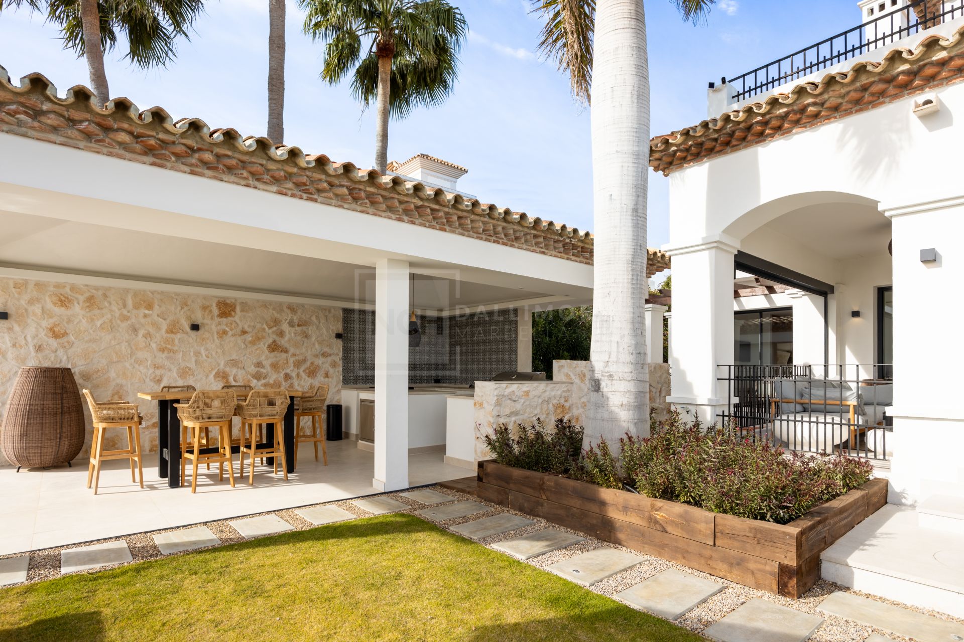 Exquisite Modern Andalusian Masterpiece with Panoramic Sea Views – Los Flamingos, Benahavís
