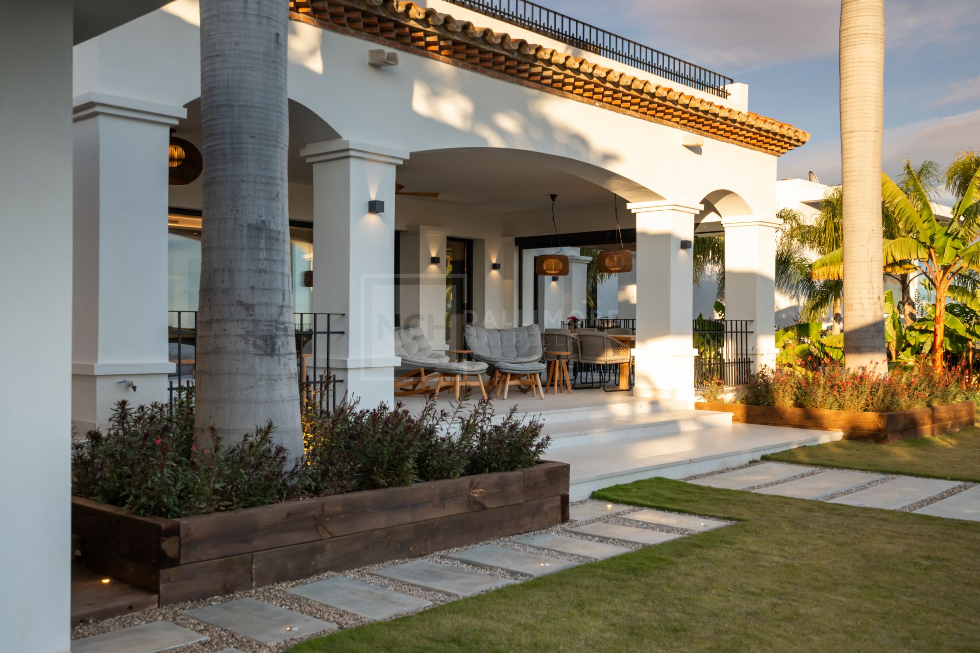 Exquisite Modern Andalusian Masterpiece with Panoramic Sea Views – Los Flamingos, Benahavís