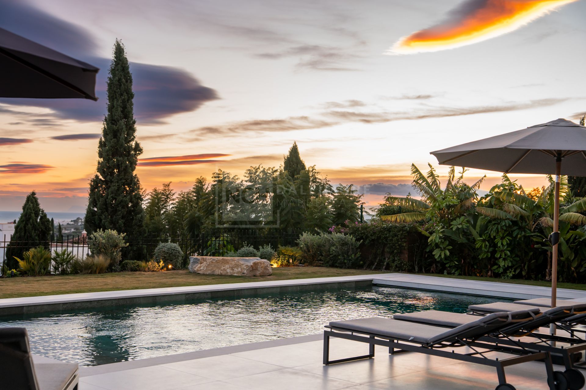 Exquisite Modern Andalusian Masterpiece with Panoramic Sea Views – Los Flamingos, Benahavís