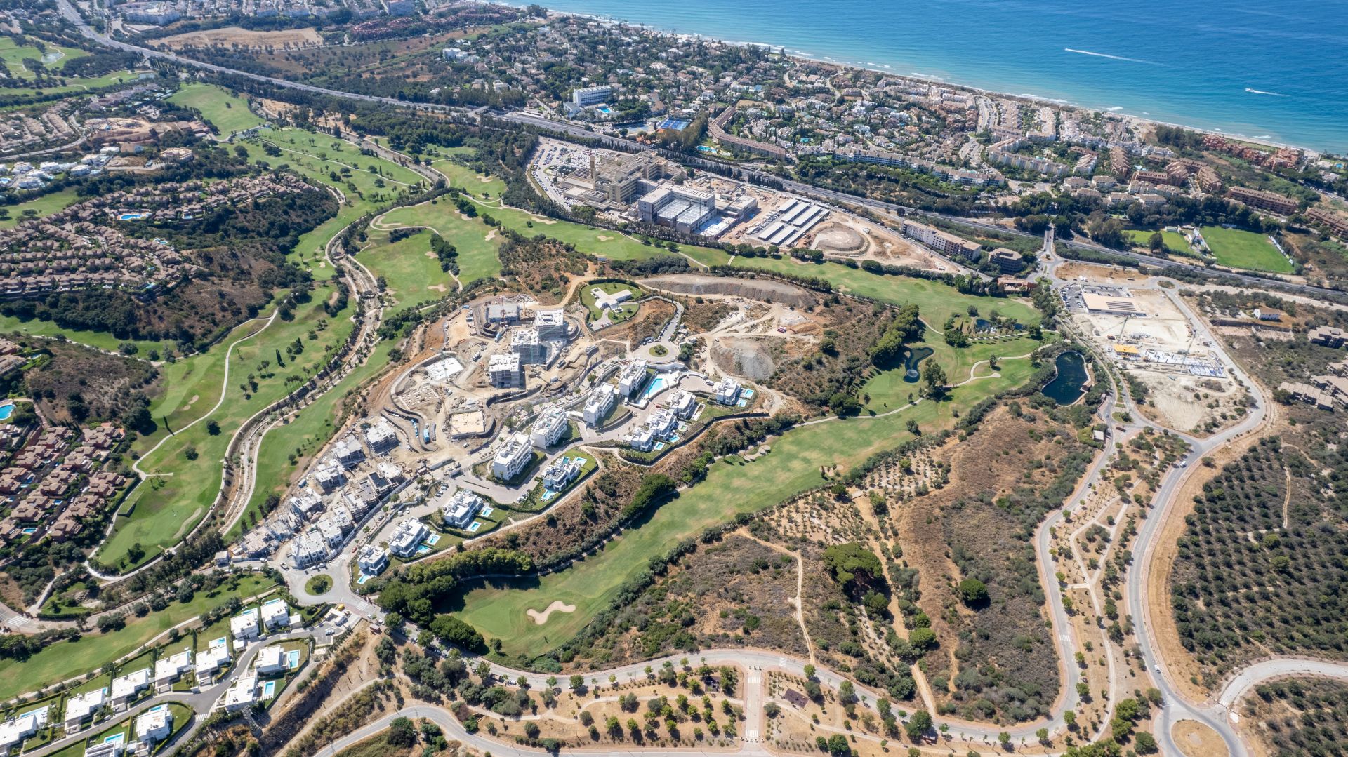 Luxury 3-Bedroom Penthouse in Gated Resort-Style Urbanization