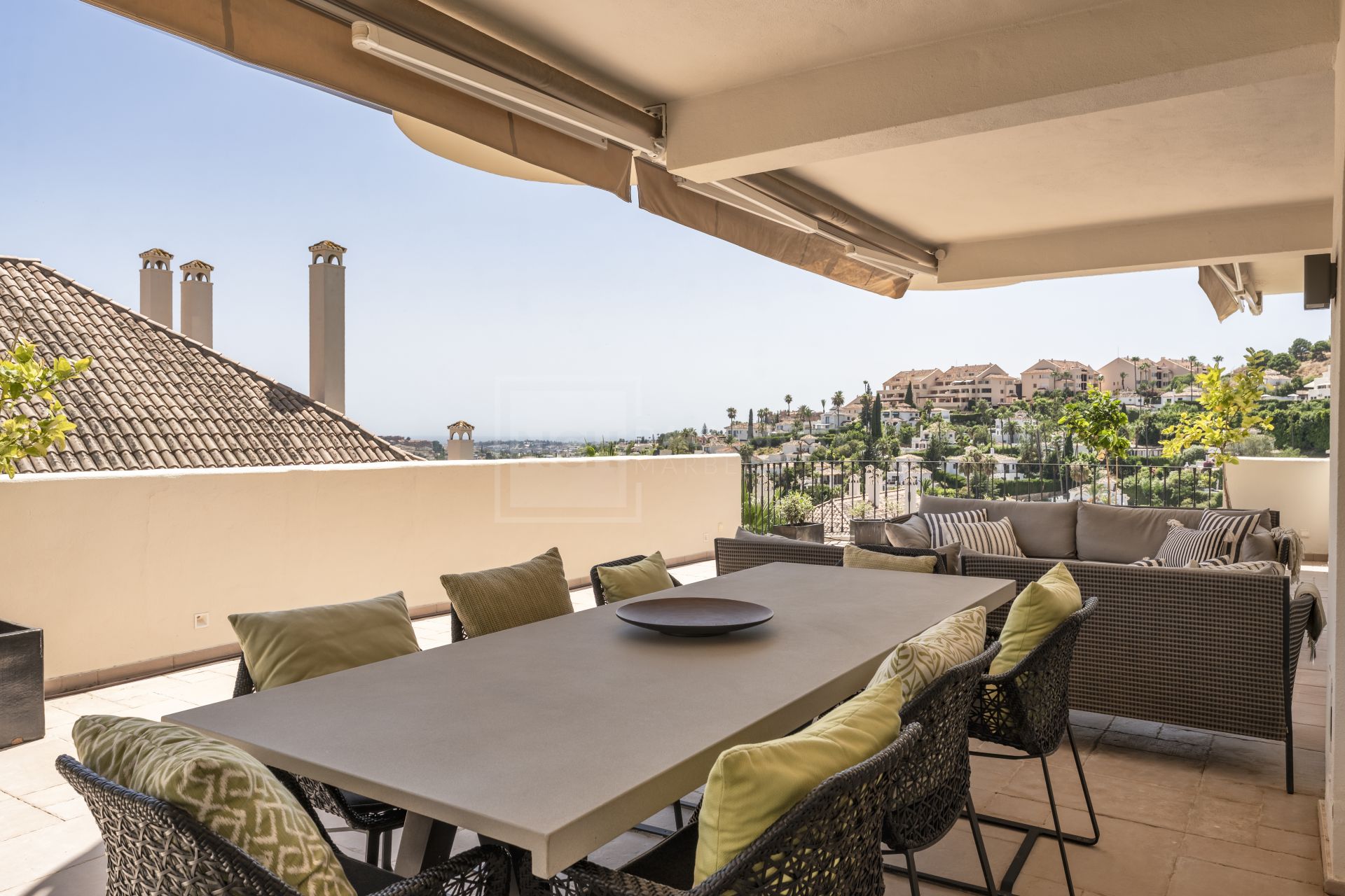 Four-Bedroom Contemporary Duplex With Expansive Terraces And Mediterranean Views