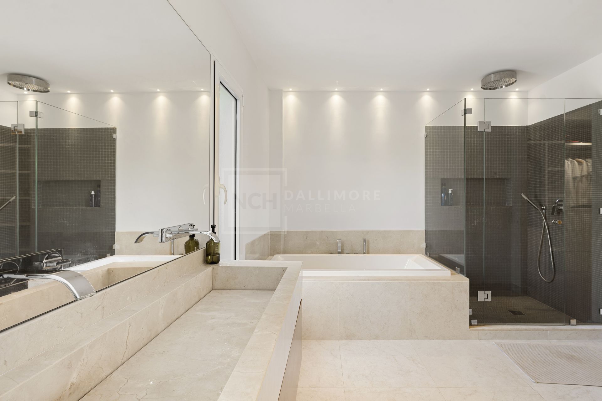 Four-Bedroom Contemporary Duplex With Expansive Terraces And Mediterranean Views