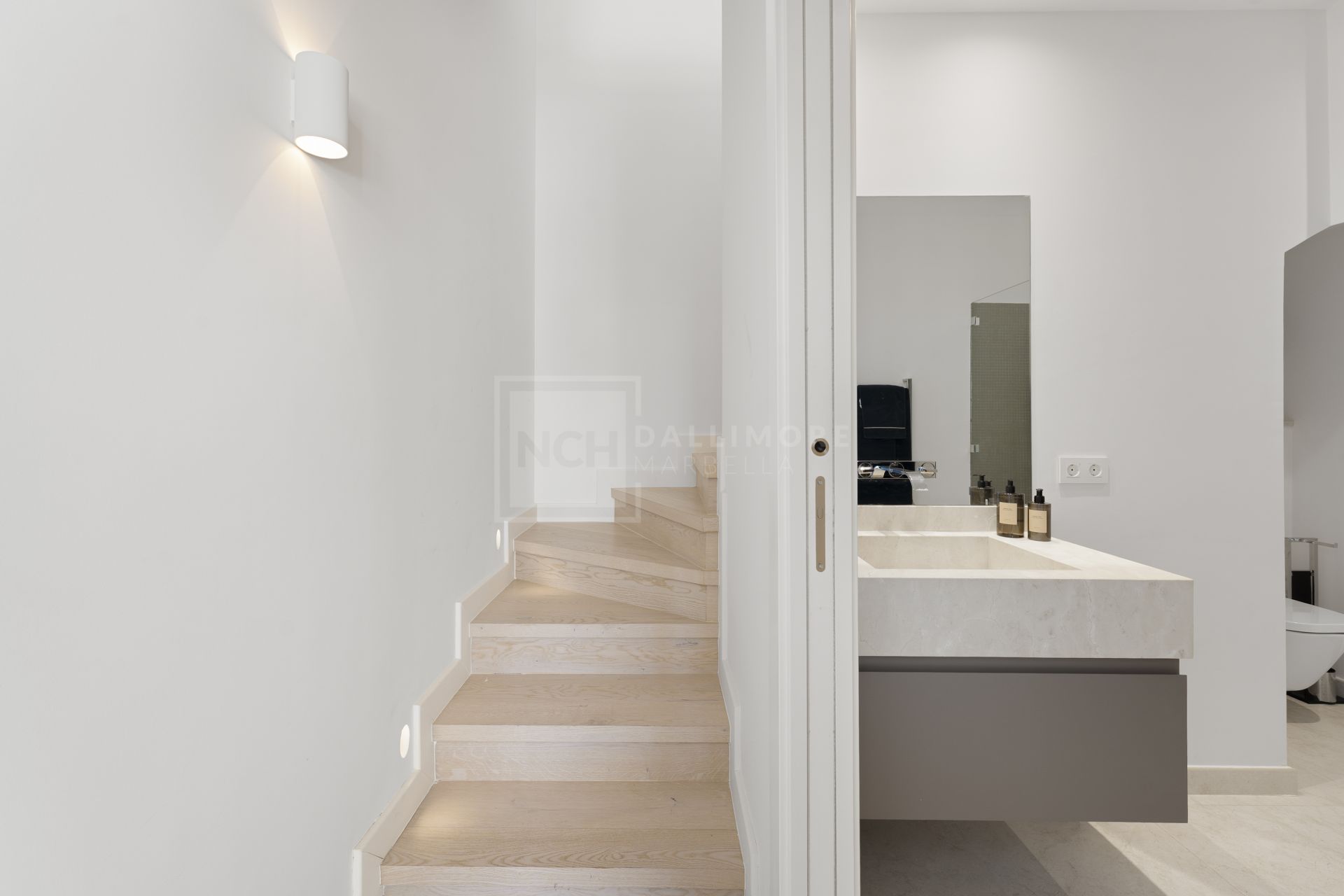Four-Bedroom Contemporary Duplex With Expansive Terraces And Mediterranean Views