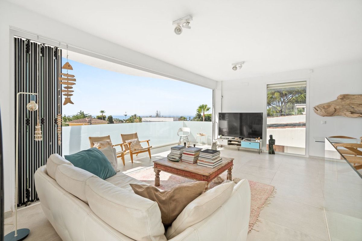 Modern Villa Located in Marbesa