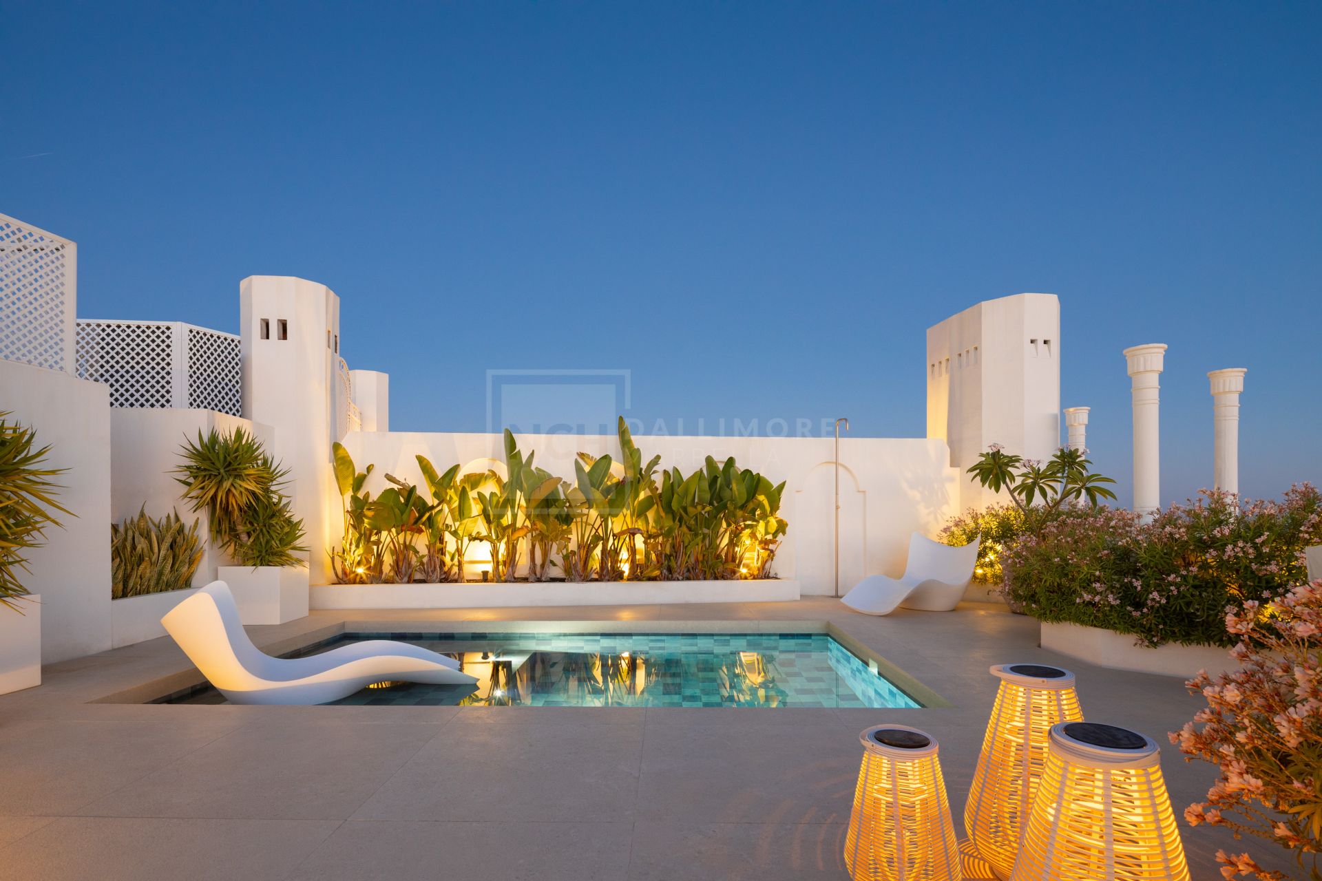 Atico Duplex en venta en Jardines Colgantes, Marbella Golden Mile