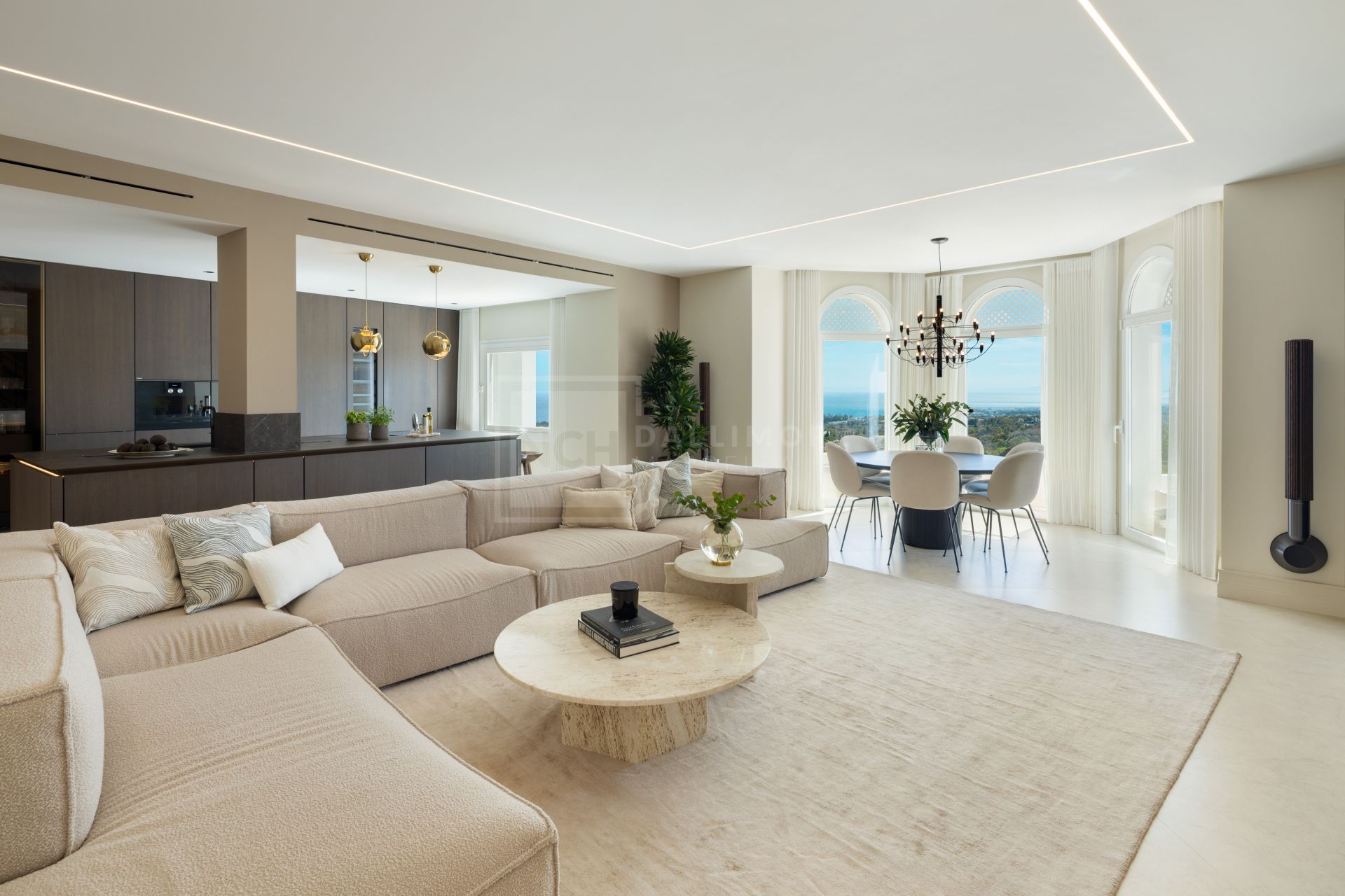 Atico Duplex en venta en Jardines Colgantes, Marbella Golden Mile