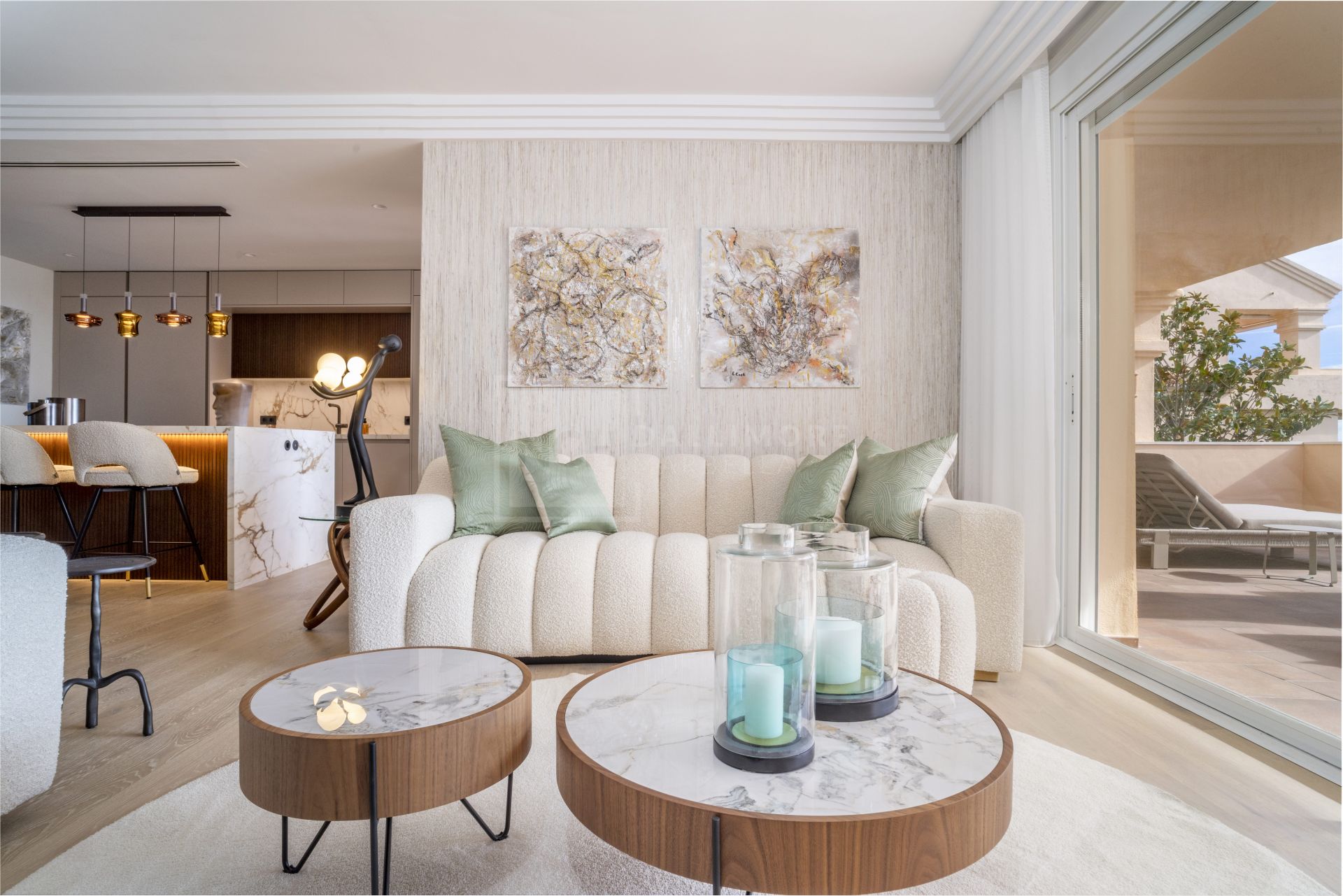 Panoramic Sea-View Penthouse With 4 En-Suite Bedrooms in Nueva Andalucía