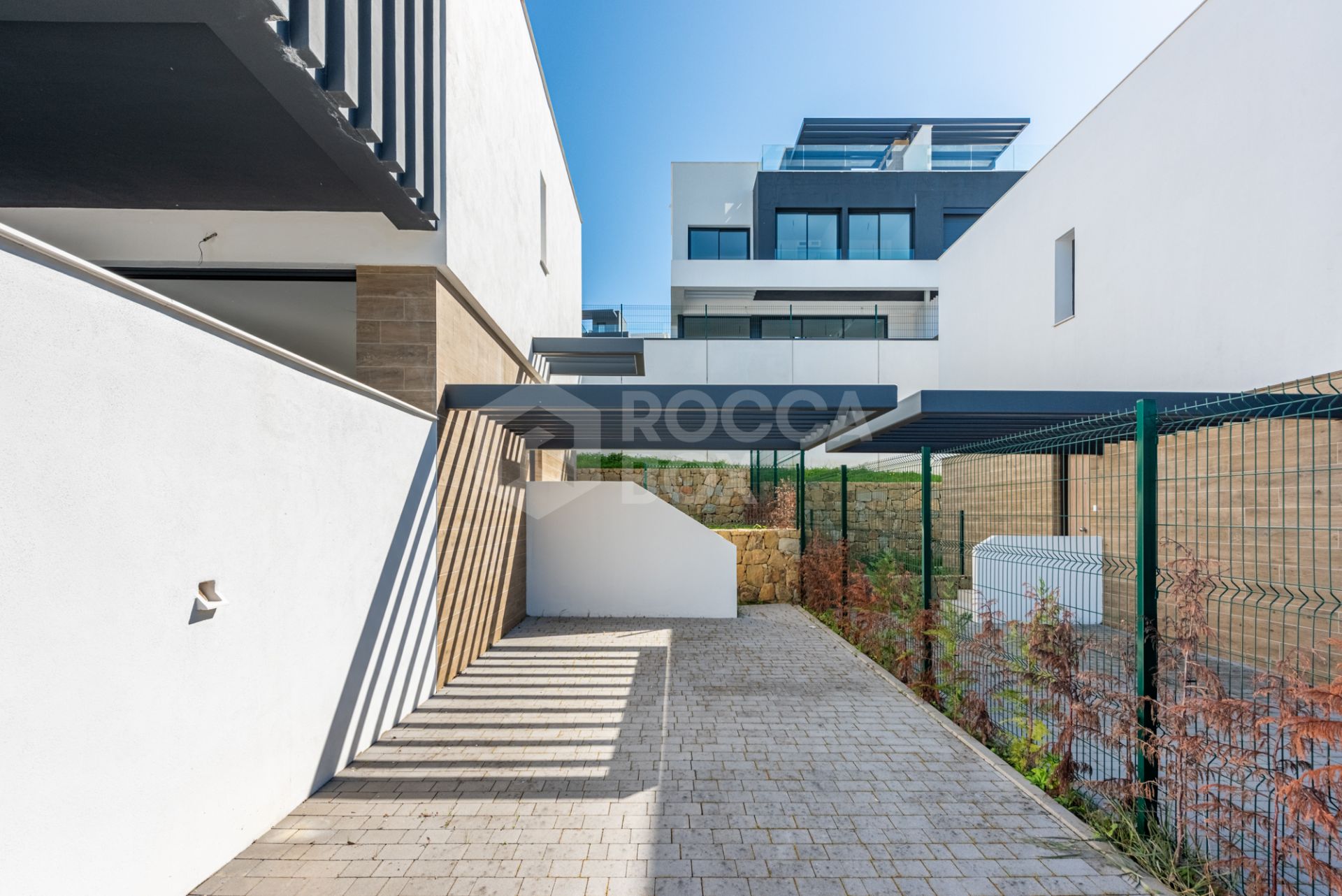 Modern 3-Bedroom House in Serene Atalaya