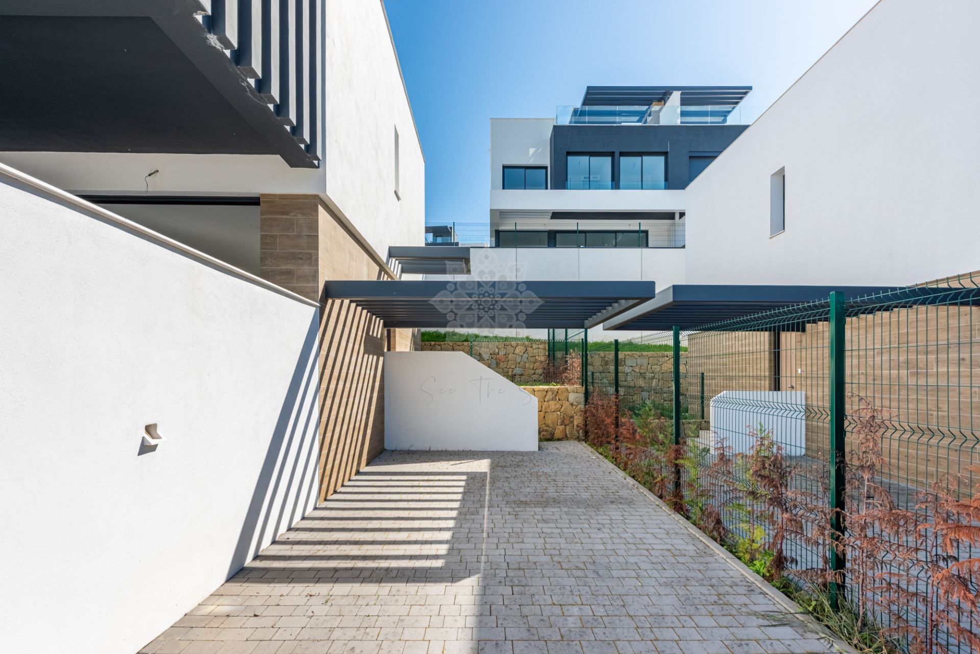 Semi Detached House in Atalaya, Estepona