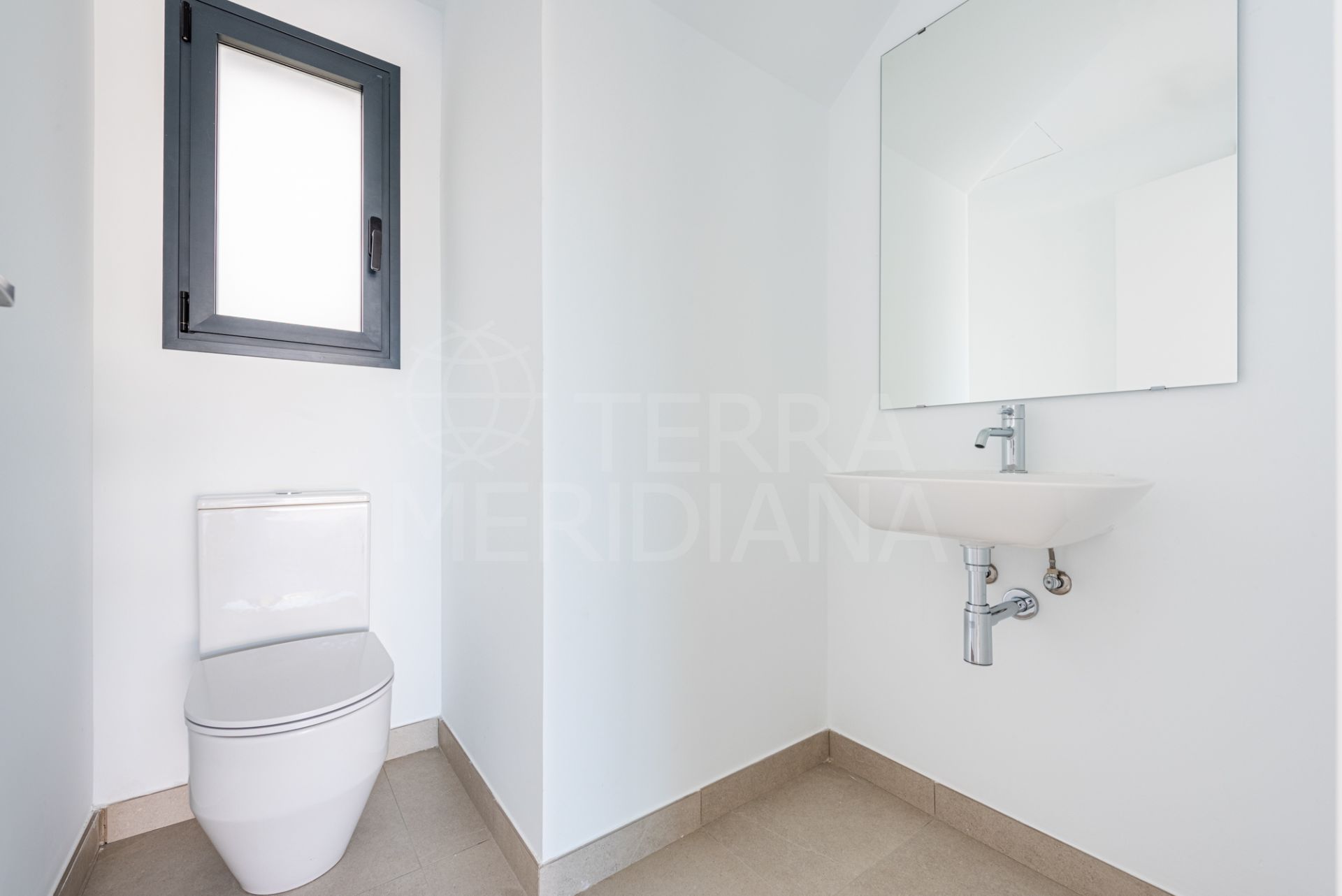 Semi Detached House in Atalaya, Estepona