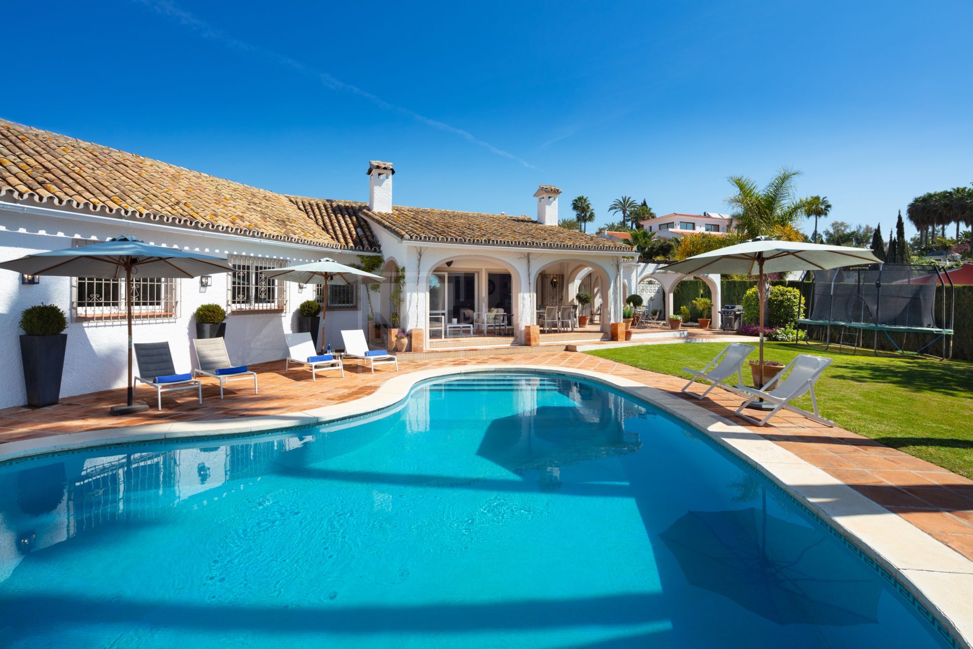 Stunning Family Villa in El Rosario, Marbella