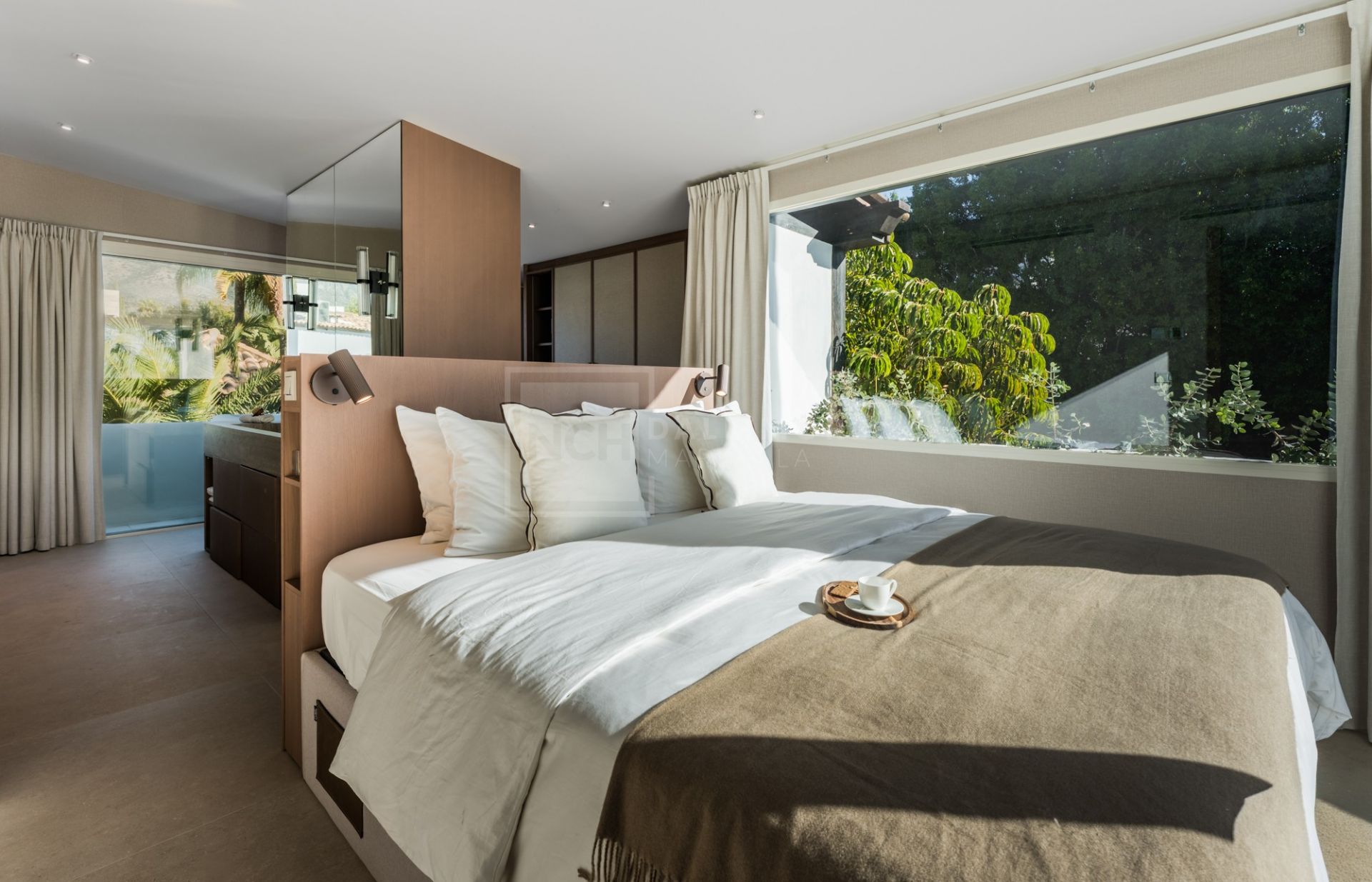 Semi-Detached Corner Villa in Altos de Salamanca – Marbella Golden Mile