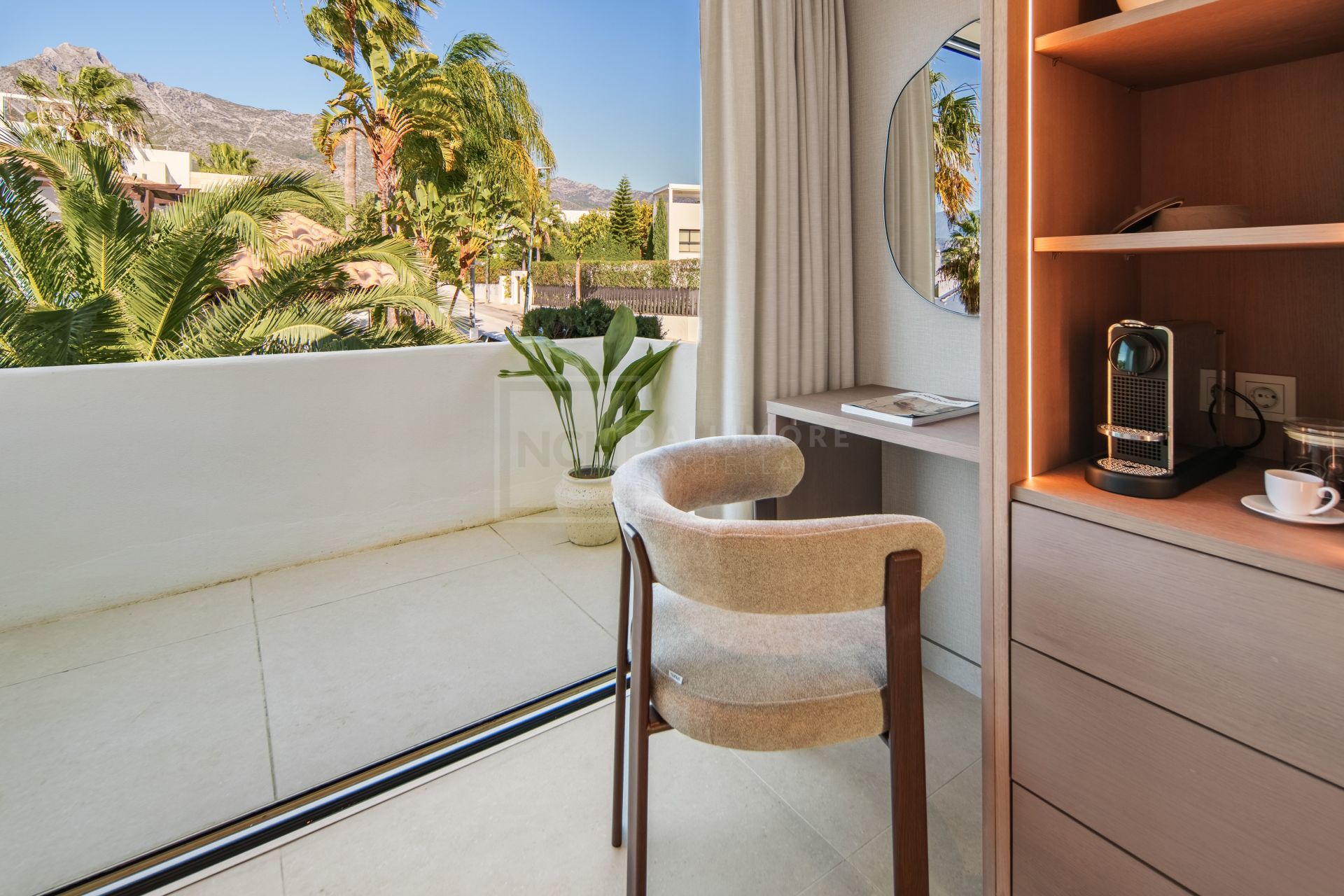 Semi-Detached Corner Villa in Altos de Salamanca – Marbella Golden Mile