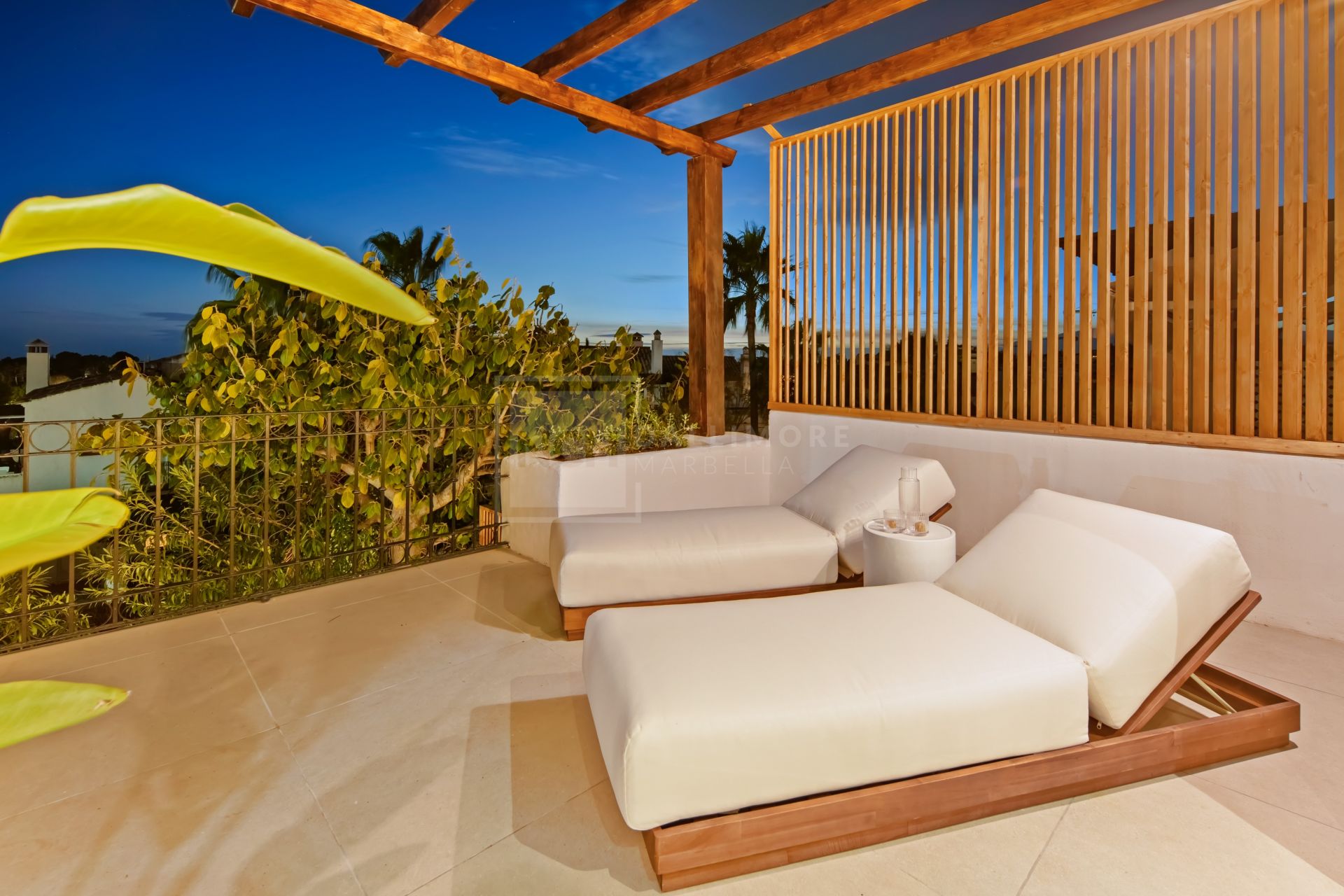 Semi-Detached Corner Villa in Altos de Salamanca – Marbella Golden Mile
