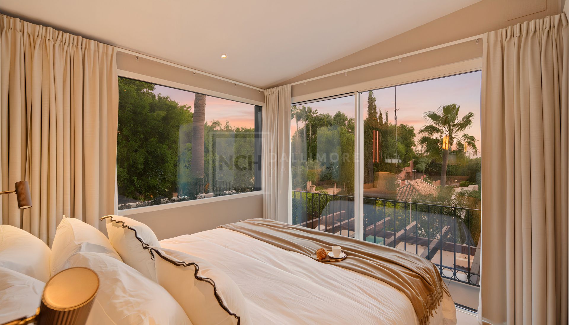 Semi-Detached Corner Villa in Altos de Salamanca – Marbella Golden Mile