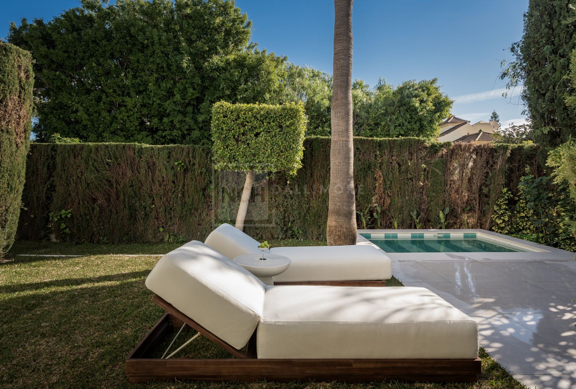 Semi-Detached Corner Villa in Altos de Salamanca – Marbella Golden Mile