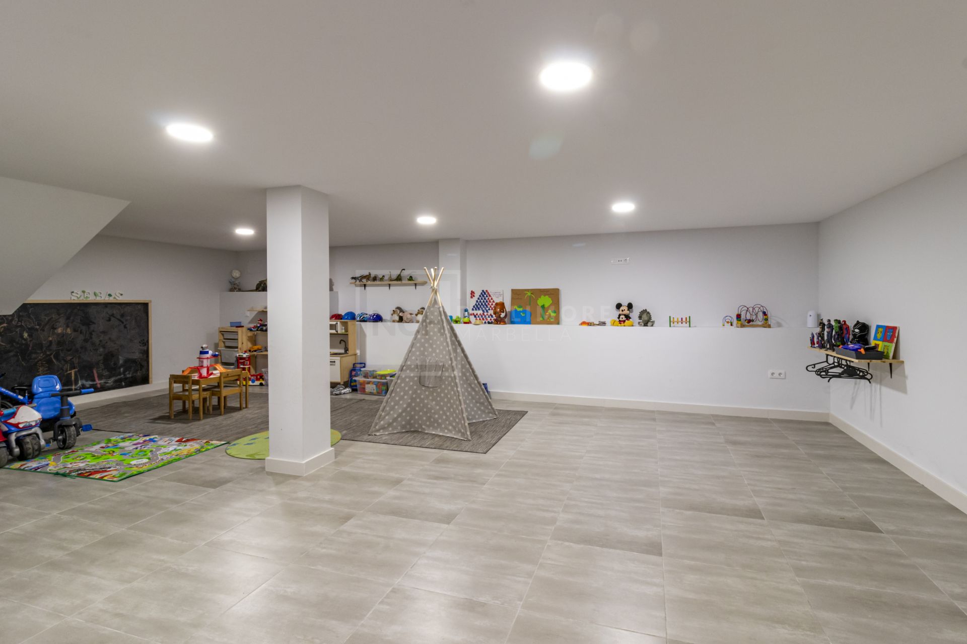 Excepcional villa pareada de nueva construcción en el corazón de San Pedro de Alcántara