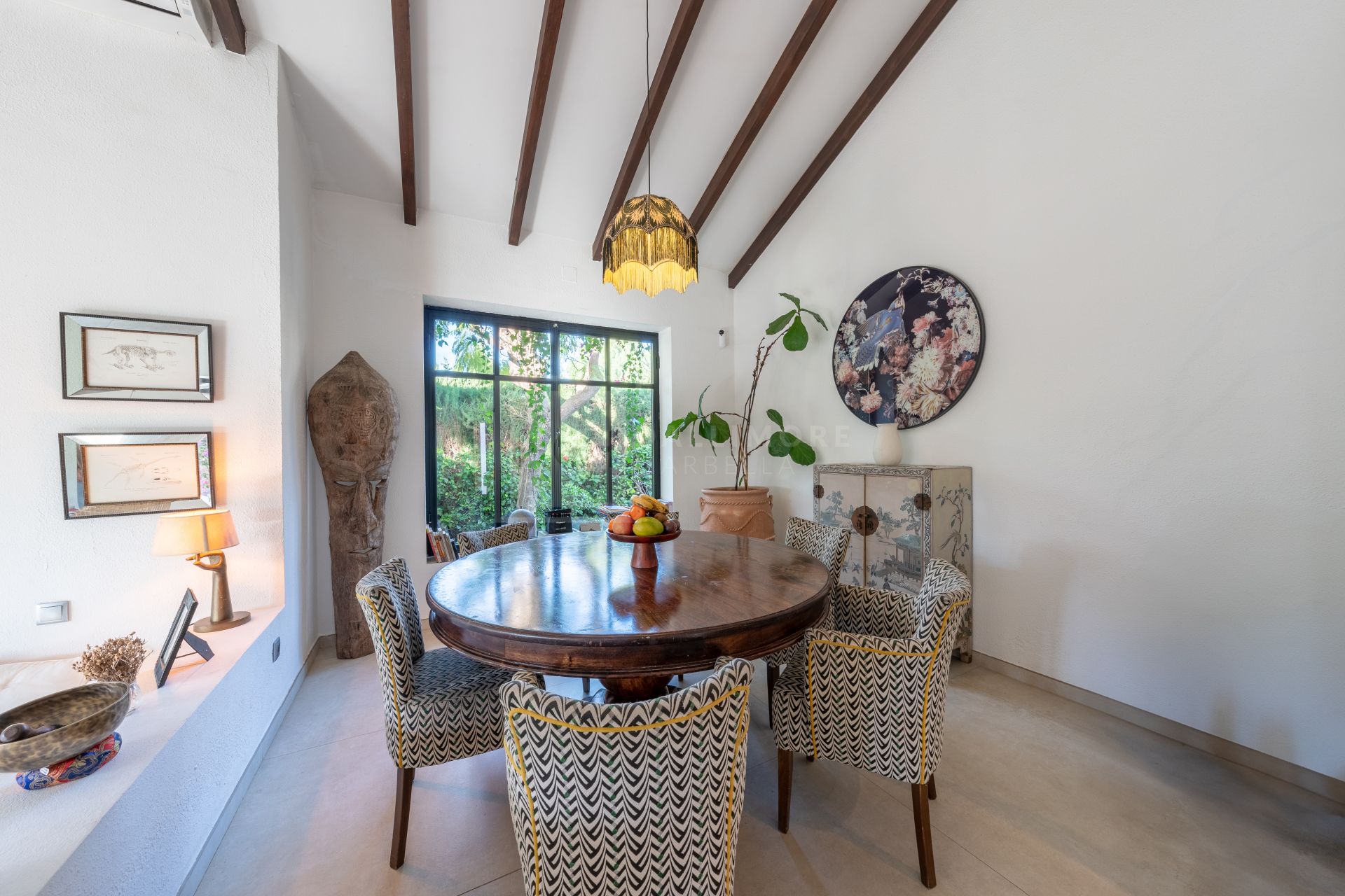 Charming & Artistic 4-Bedroom Villa in Atalaya