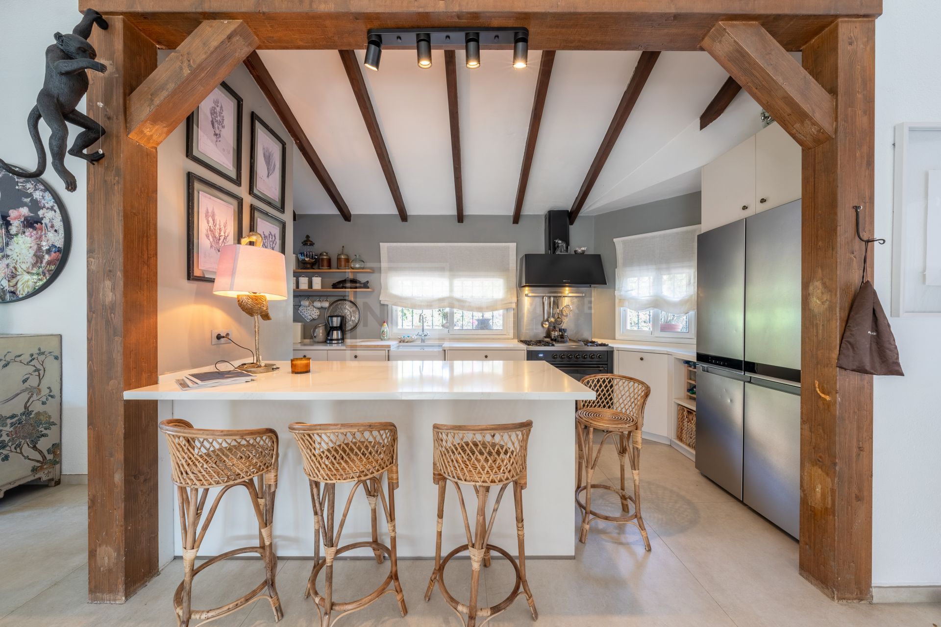 Charming & Artistic 4-Bedroom Villa in Atalaya