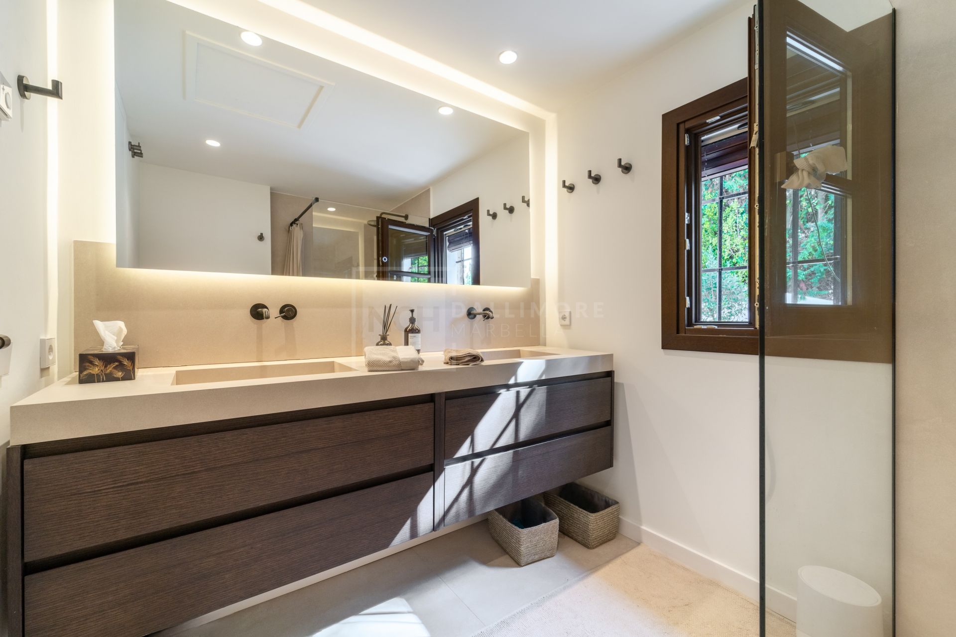 Charming Townhouse in The Heart of Marbella's Golden Mile