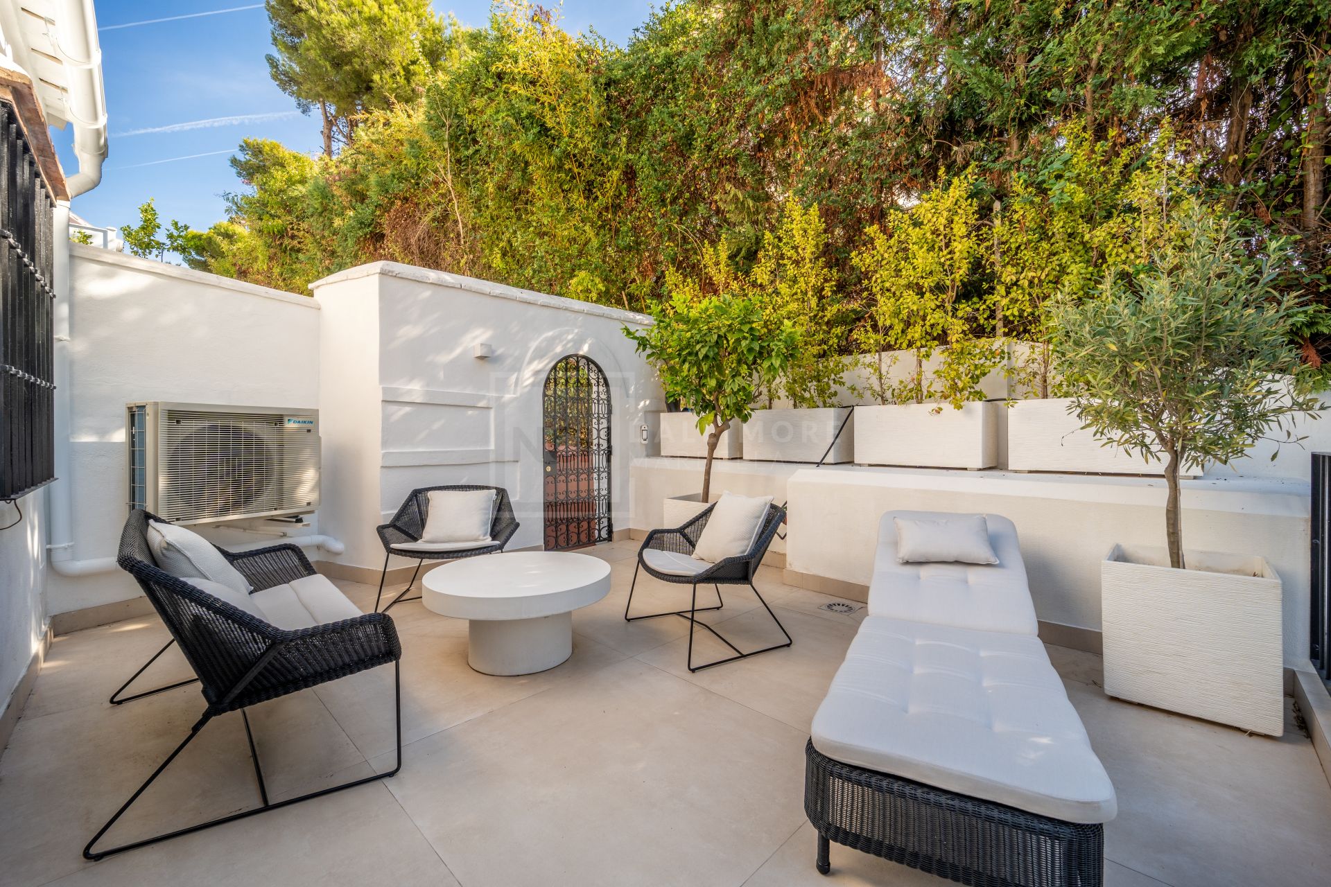 Charming Townhouse in The Heart of Marbella's Golden Mile