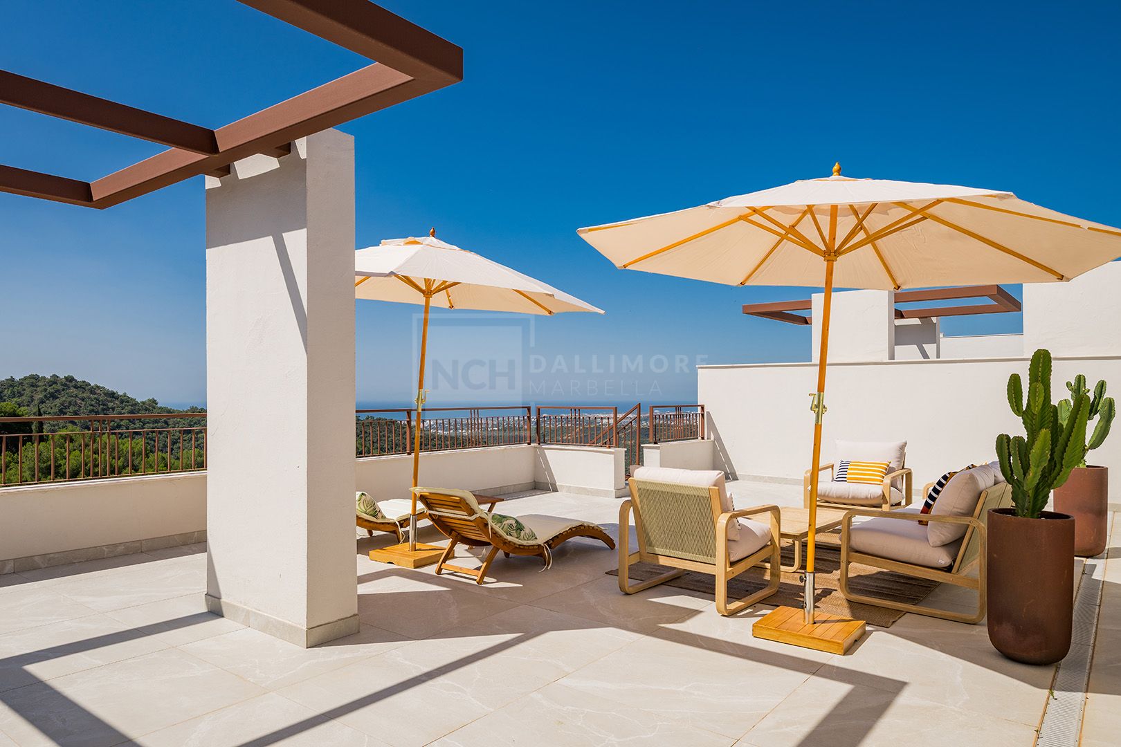 Stunning 3-Bedroom Duplex Penthouse in Almazara Hills