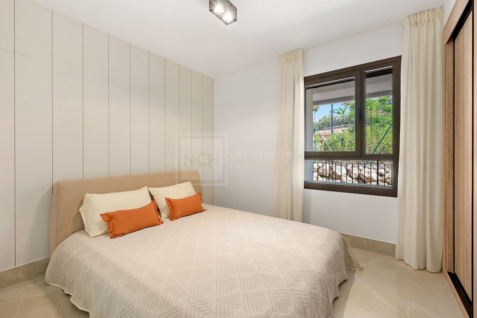 Stunning 3-Bedroom Duplex Penthouse in Almazara Hills