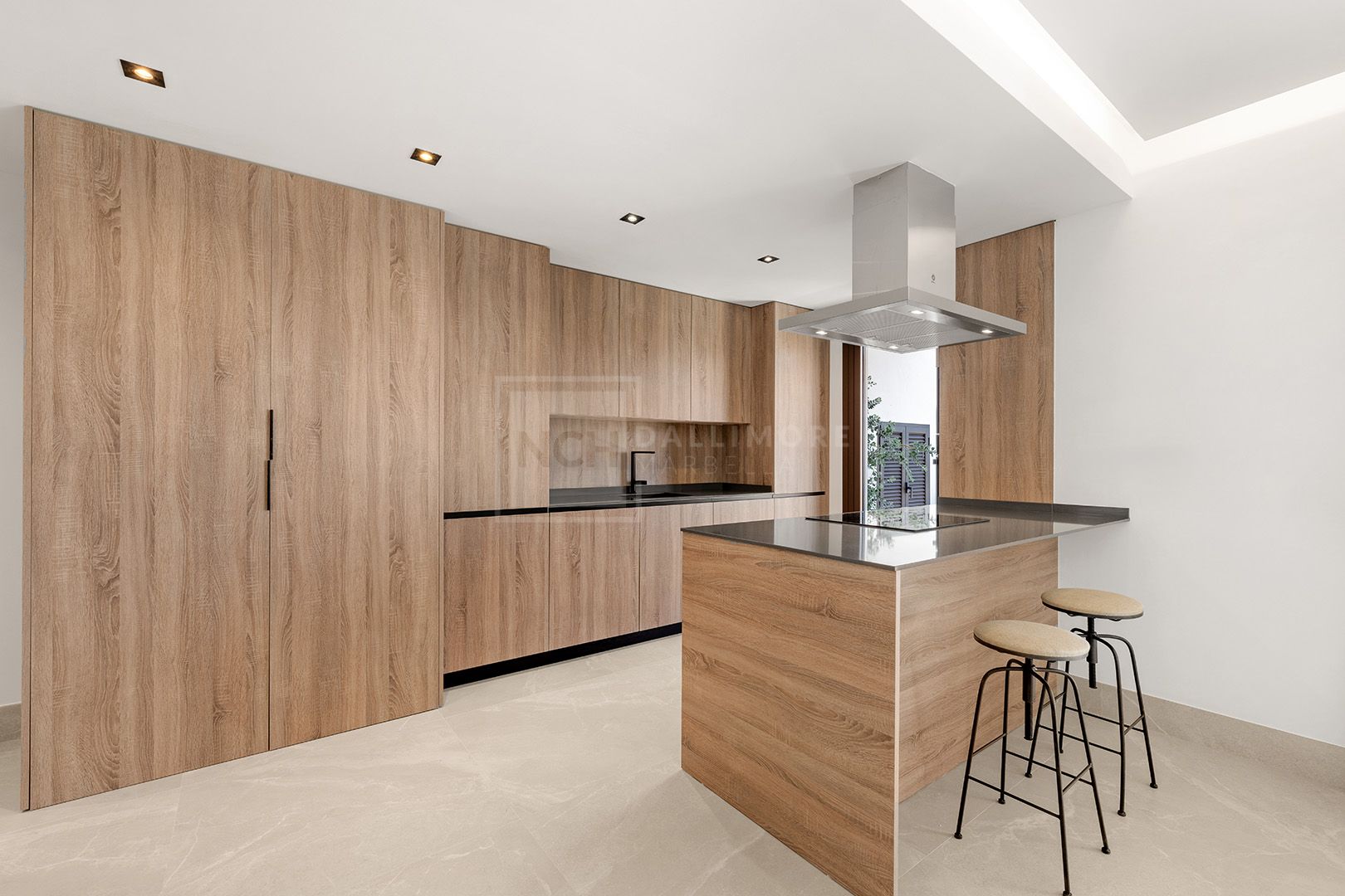 Stunning 3-Bedroom Duplex Penthouse in Almazara Hills