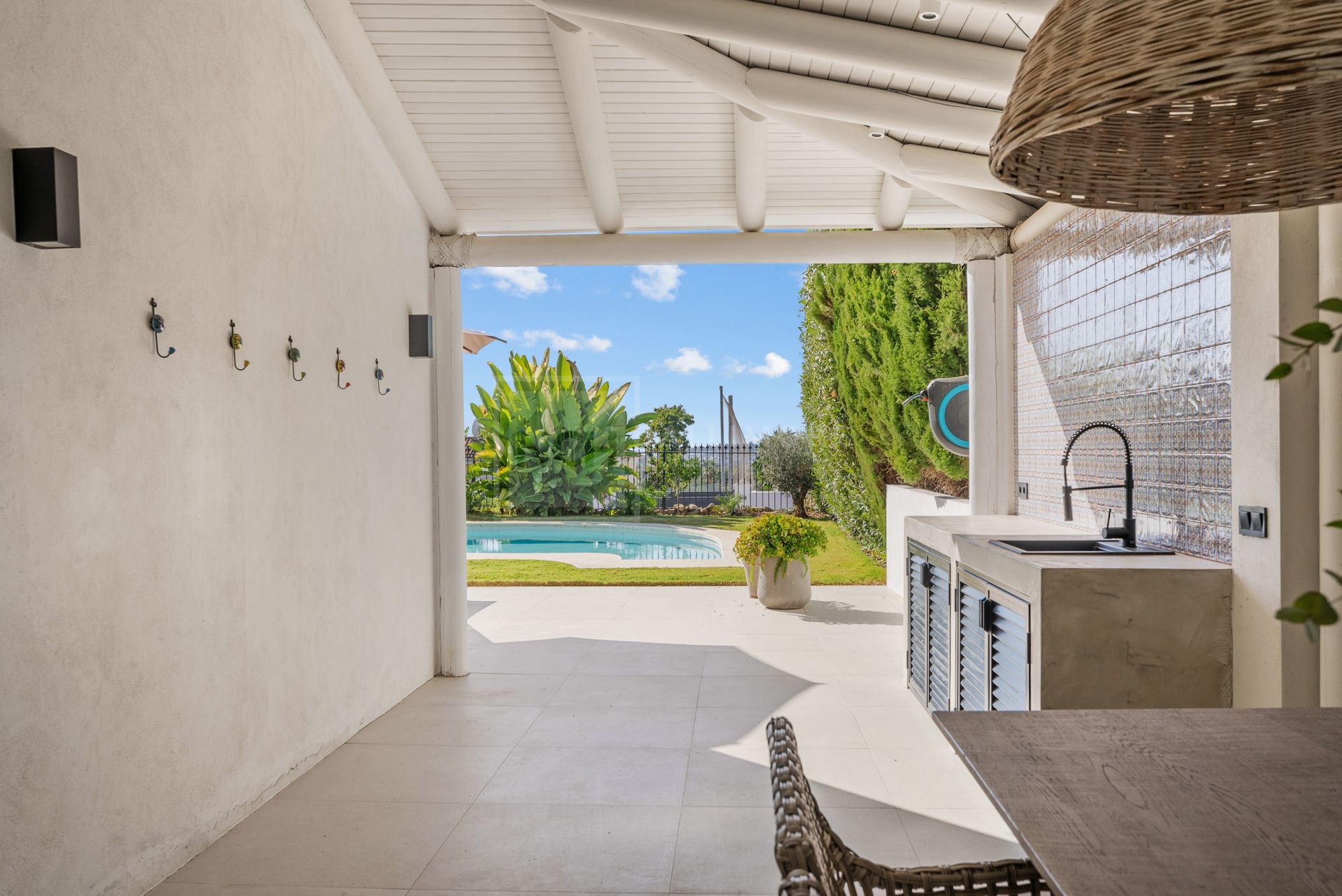 Villa With Open Views Close to Los Naranjos Golf