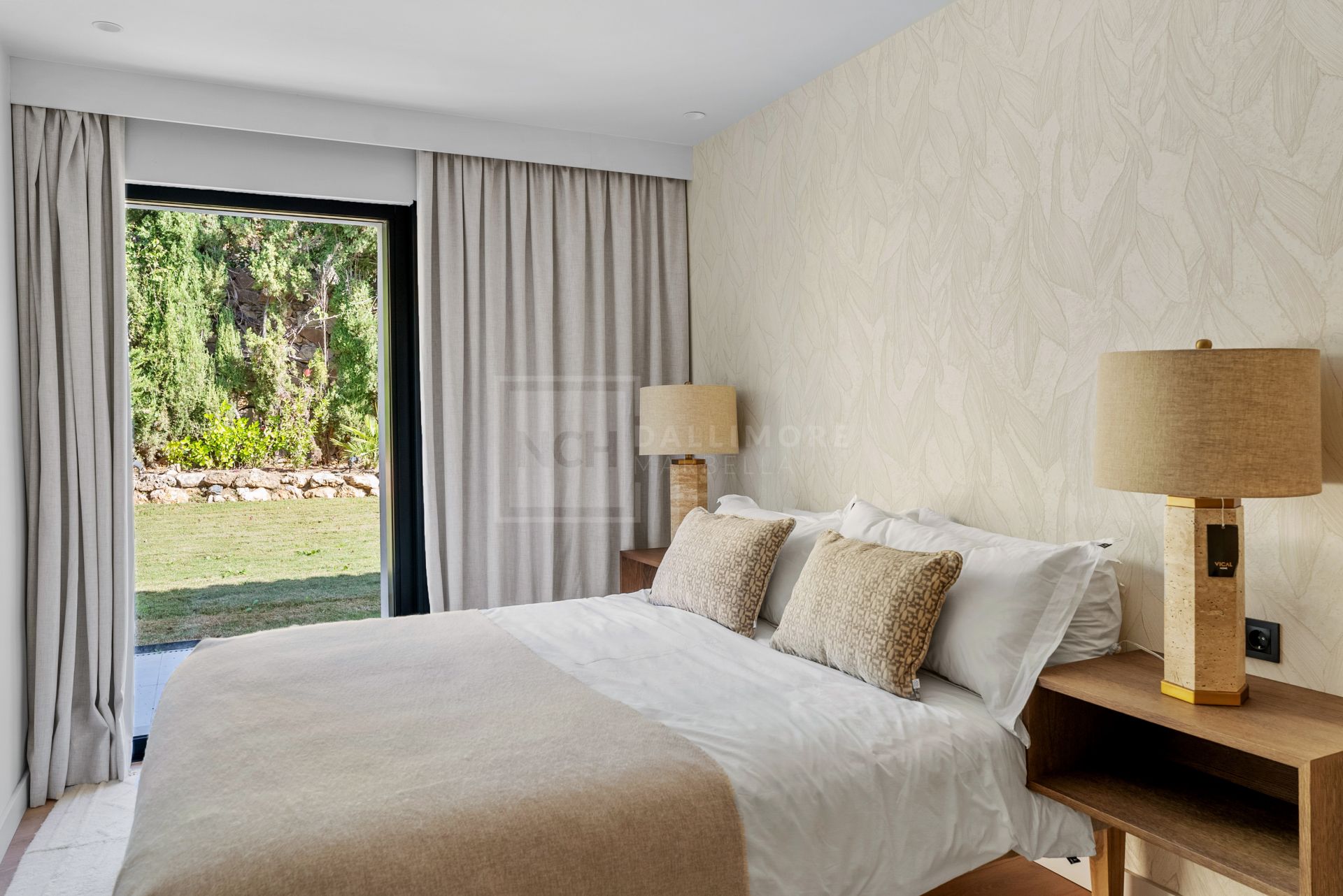 Villa With Open Views Close to Los Naranjos Golf