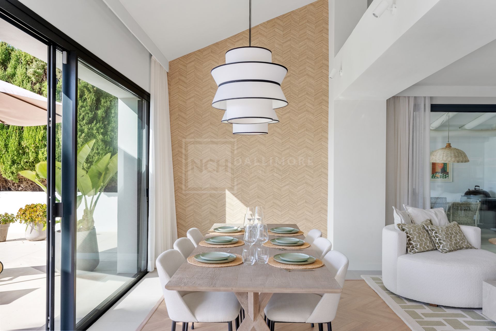 Villa With Open Views Close to Los Naranjos Golf