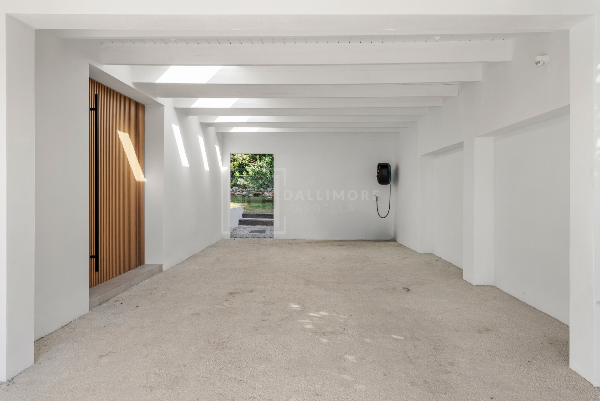 Villa With Open Views Close to Los Naranjos Golf