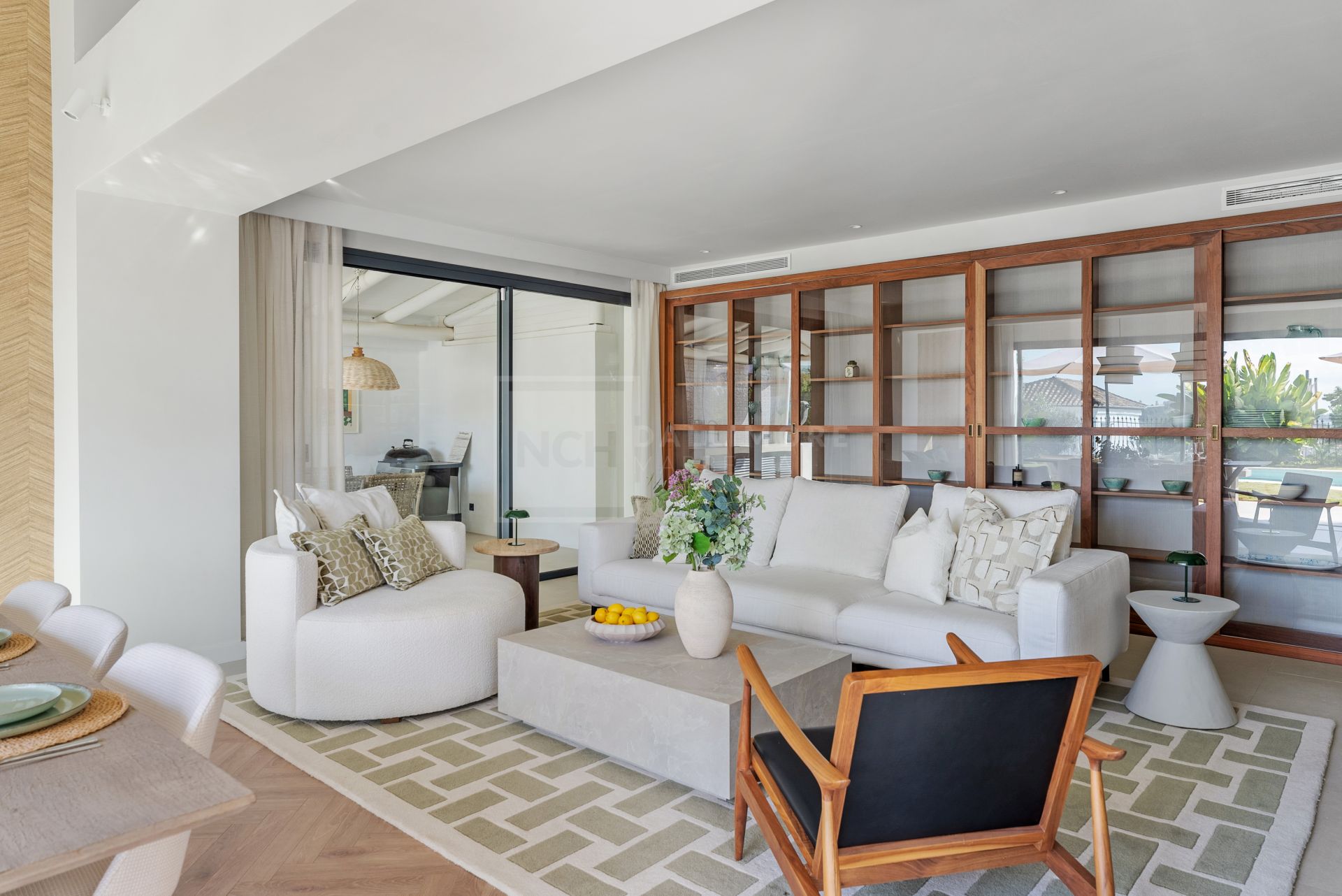 Villa With Open Views Close to Los Naranjos Golf