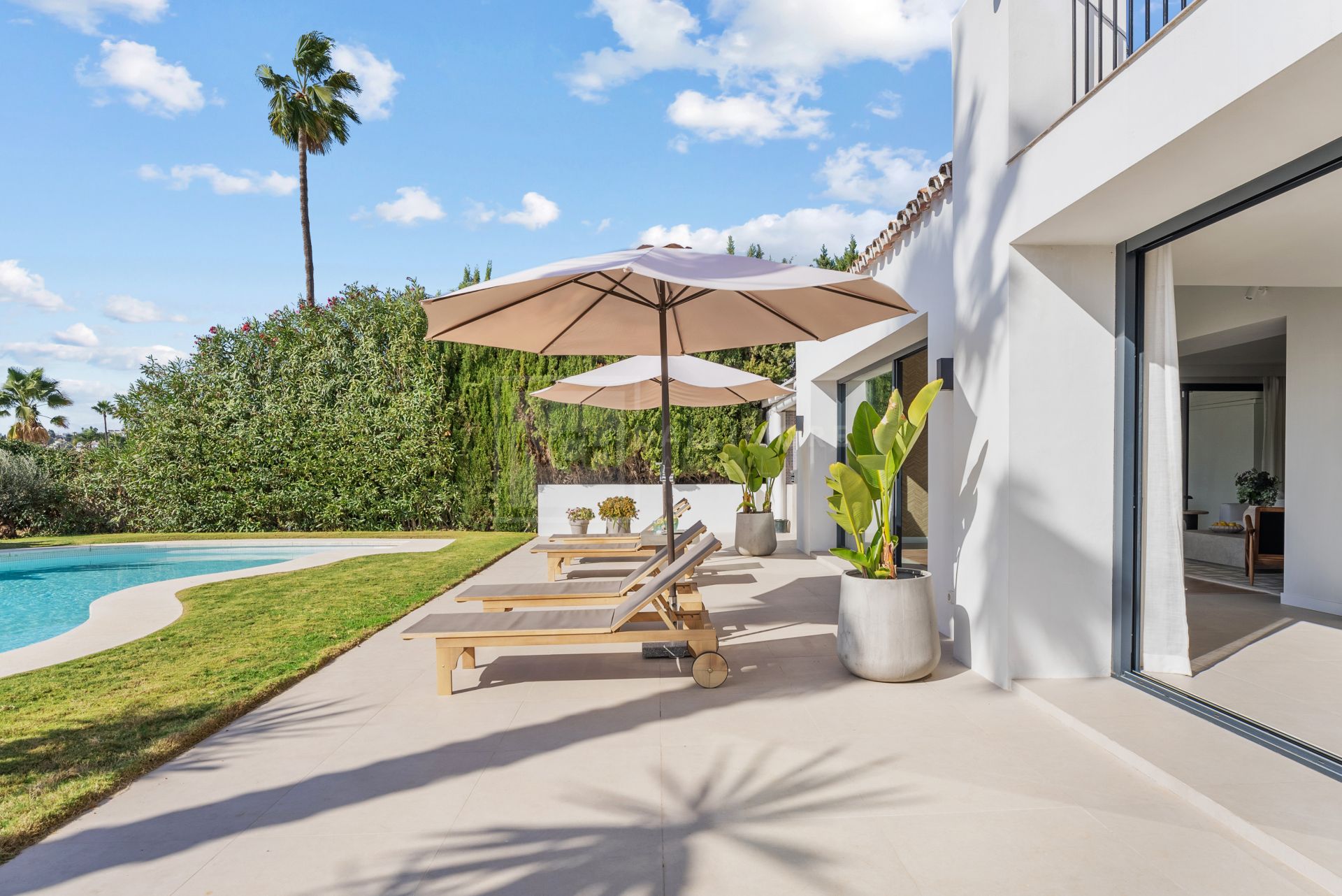 Villa With Open Views Close to Los Naranjos Golf