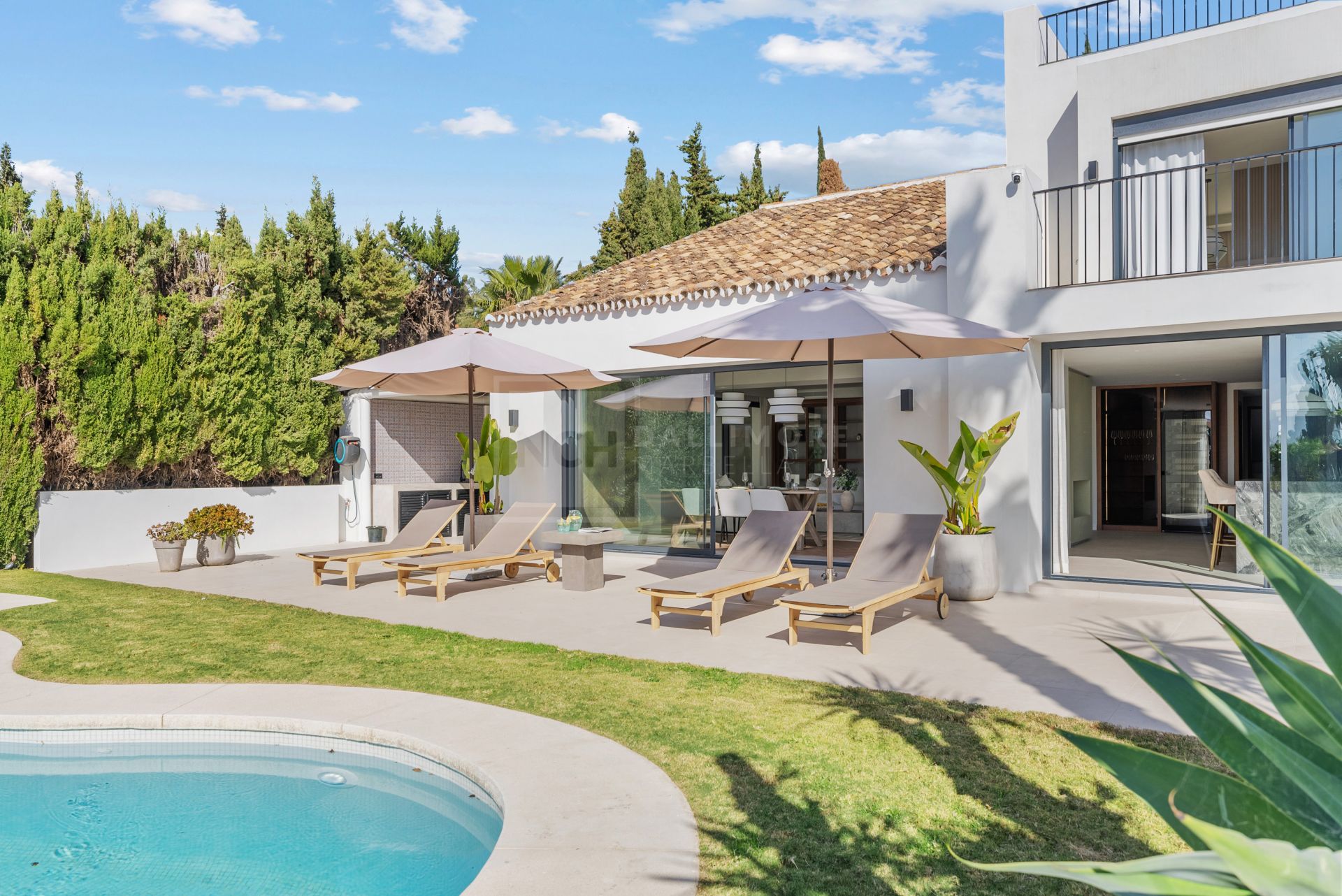 Villa With Open Views Close to Los Naranjos Golf