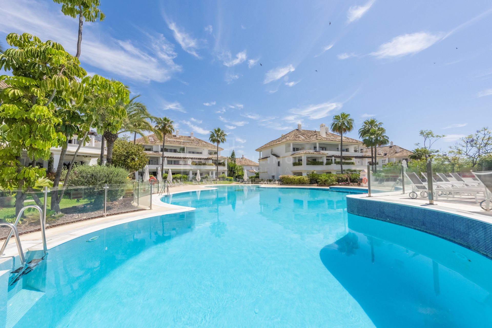 3-Bedroom Penthouse With Spectacular Sea Views