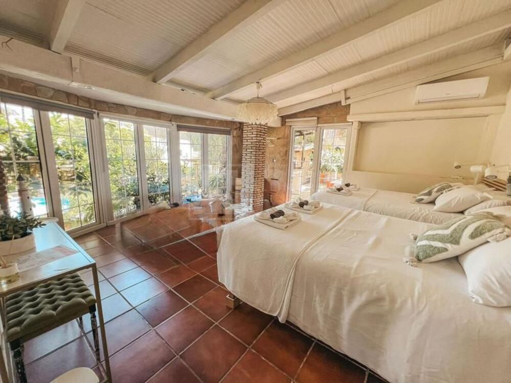 Charming Villa in Nueva Andalucía, Marbella
