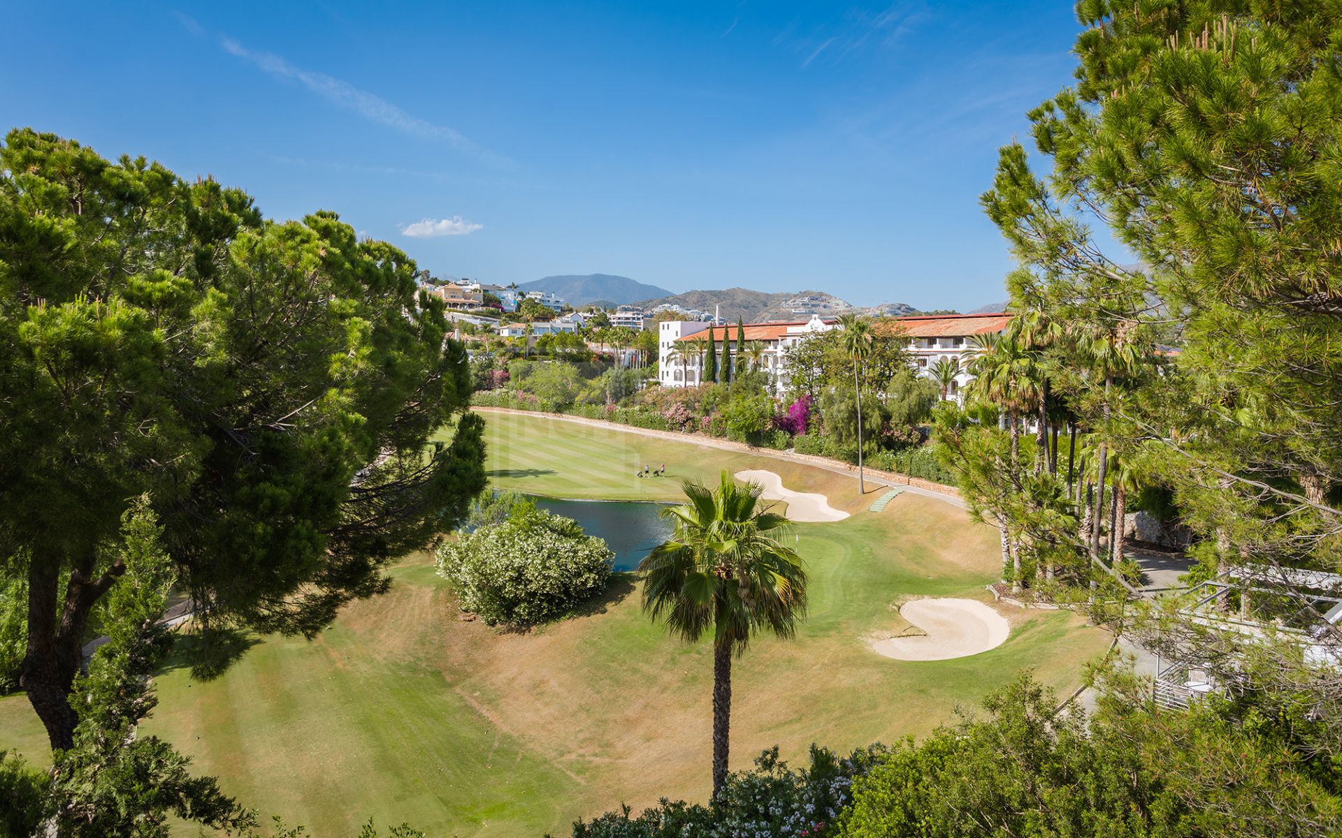 Corner 4- Bedroom Townhouse in La Quinta