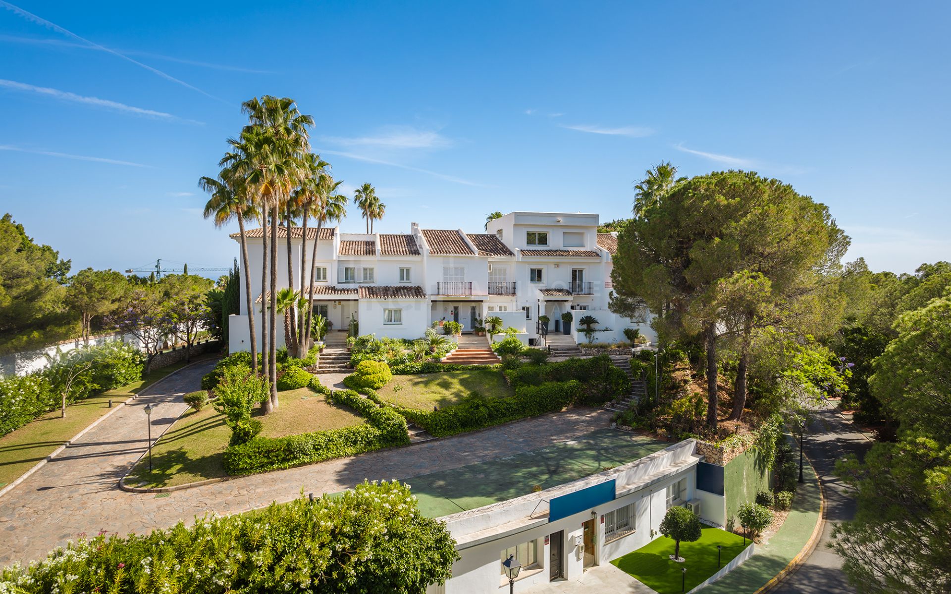Corner 4- Bedroom Townhouse in La Quinta